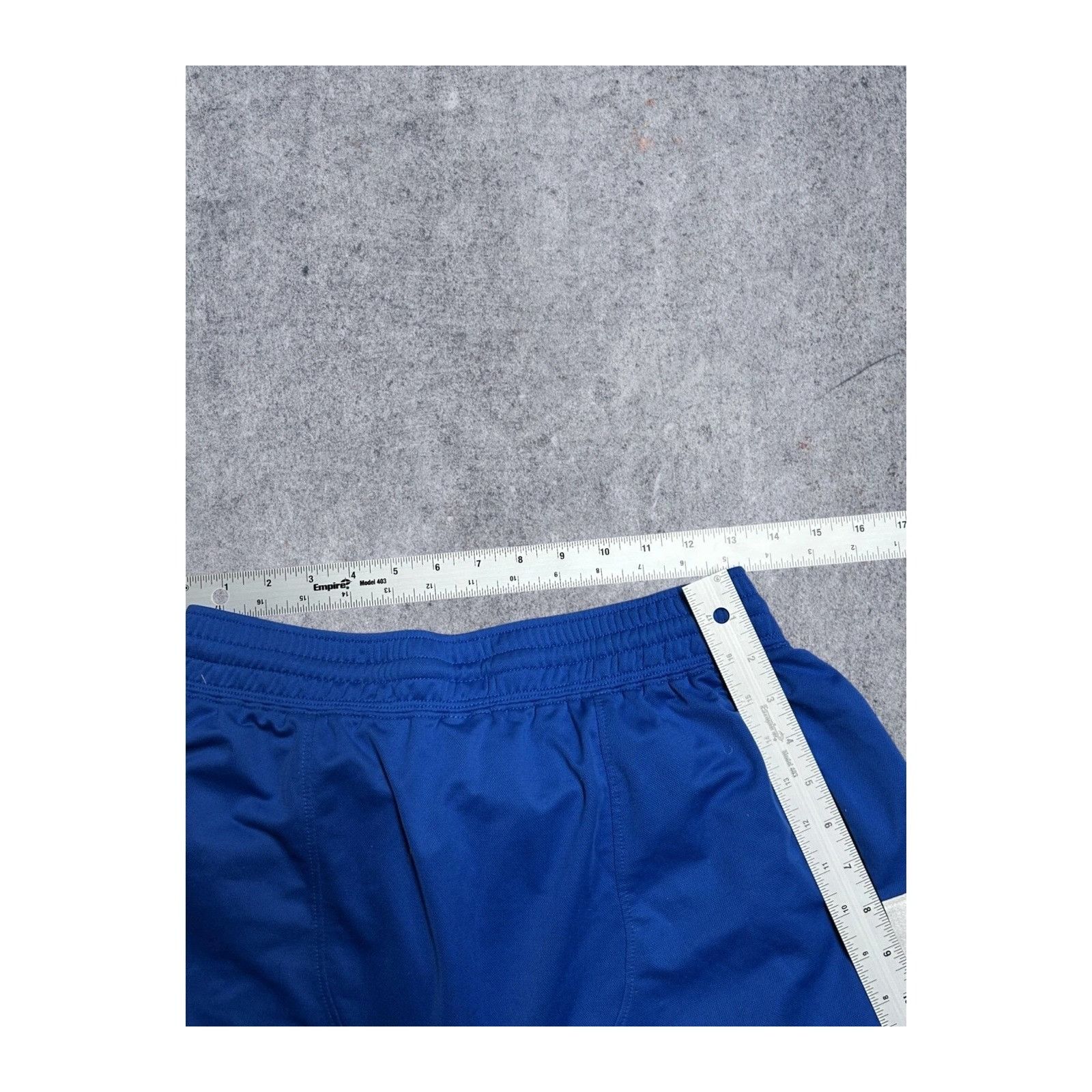Nike Vintage Mens Nike Air Jordan Cat Scratch Basketball Shorts B Size US 26 / EU 42 - 2 Thumbnail