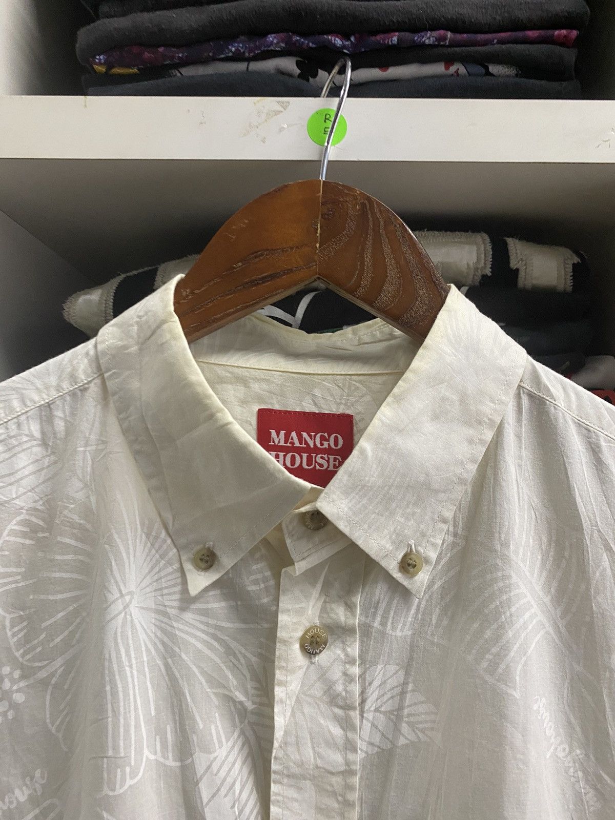 Vintage Vintage Mango House Okinawa Button Up Size US L / EU 52-54 / 3 - 7 Thumbnail