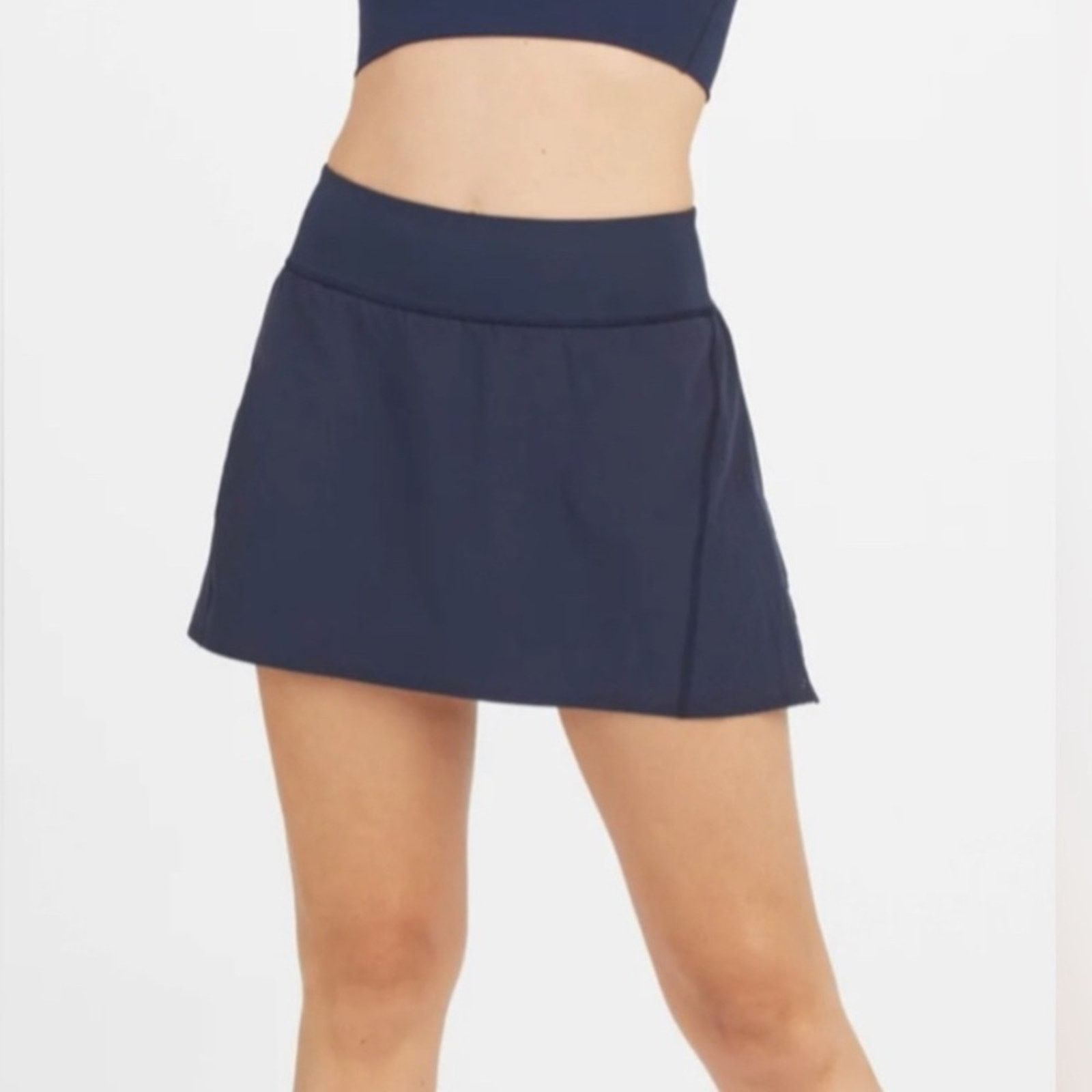 Spanx NEW SPANX BLACK GET MOVING SKORT 6.5 INSEAM POCKETS SZ XS Size 26" / US 2 / IT 38 - 3 Thumbnail