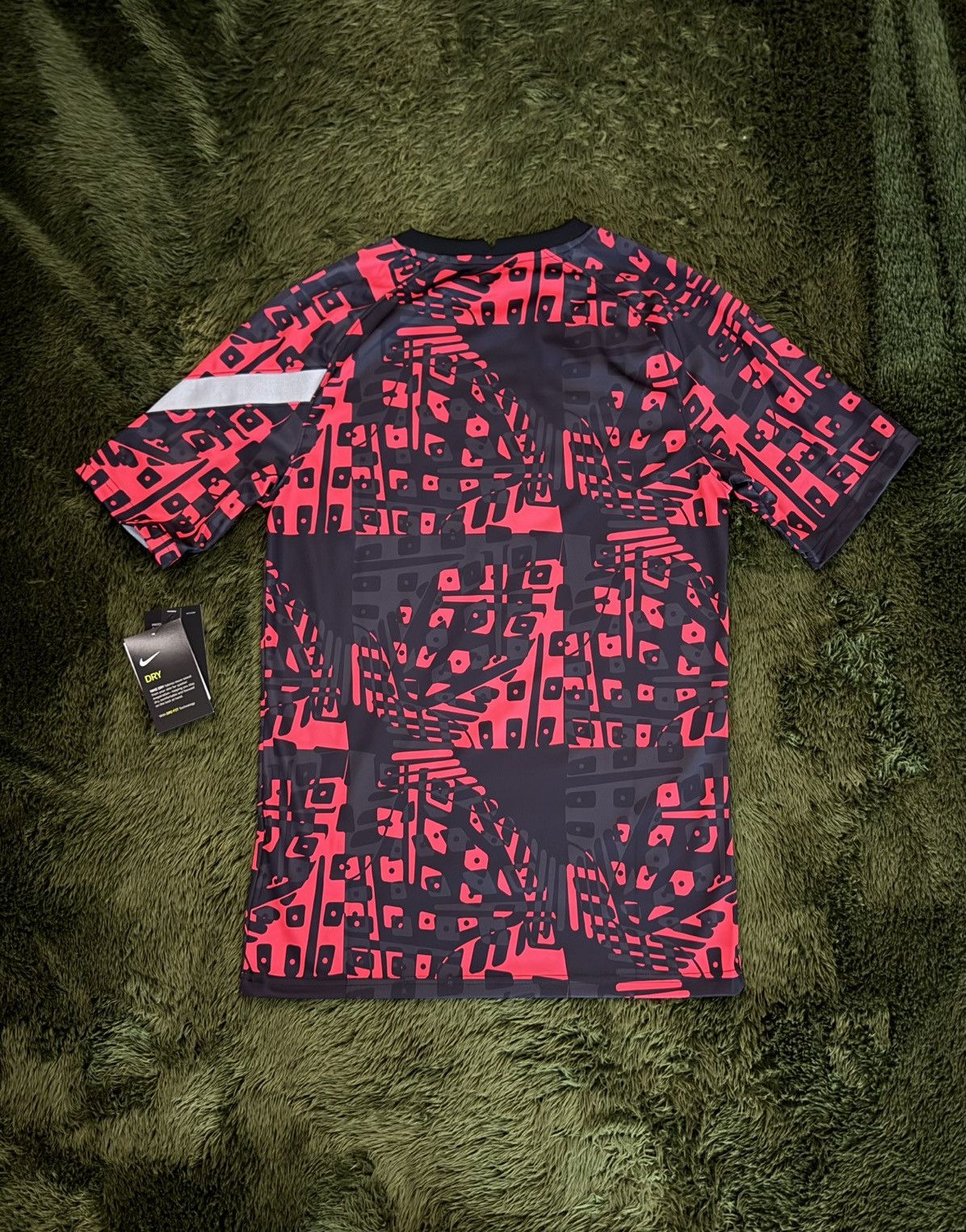 Nike [S] Nike Liverpool Pre-Match Top Short Sleeve Jersey Black Size US S / EU 44-46 / 1 - 7 Thumbnail