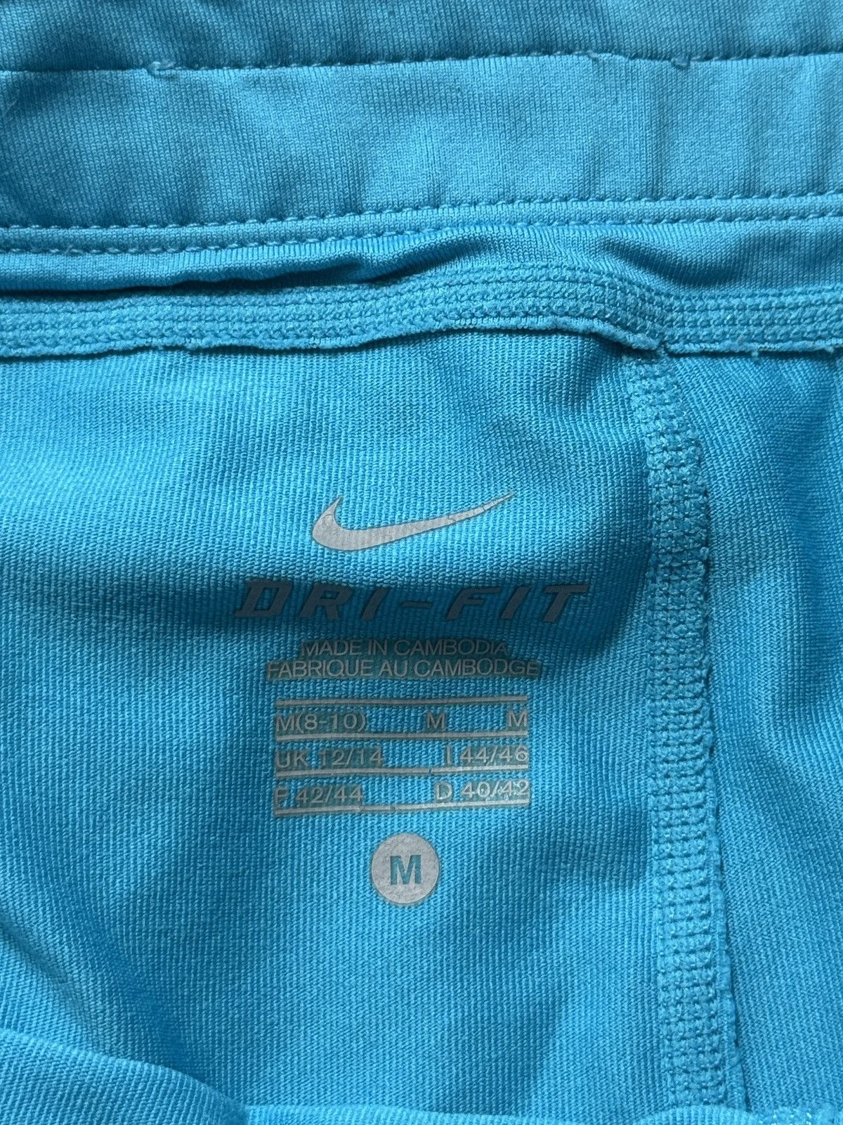 Nike VINTAGE NIKE 2000s PLEATED MINI SKIRT / SHORTS Size 30" / US 8 / IT 44 - 7 Thumbnail