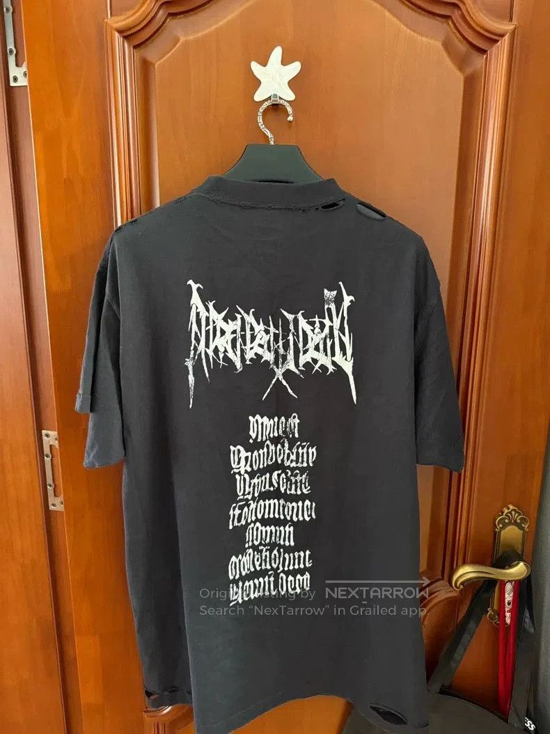 Balenciaga Balenciaga Sanskrit Distressed Short Sleeve. Size US S / EU 44-46 / 1 - 2 Thumbnail