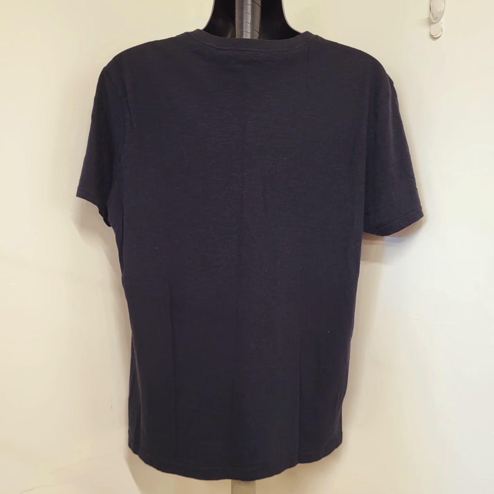 Calvin Klein Calvin Klein T-Shirt Mens XL Black Short Sleeve V-Neck Logo Front Size US XL / EU 56 / 4 - 4 Thumbnail