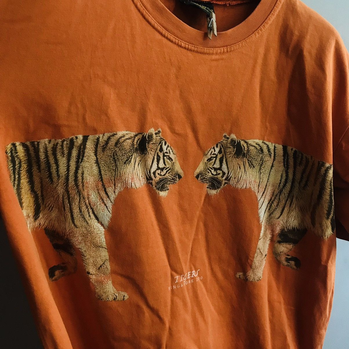 Vintage Vintage Planet Earth Tiger Tee Size US M / EU 48-50 / 2 - 3 Thumbnail