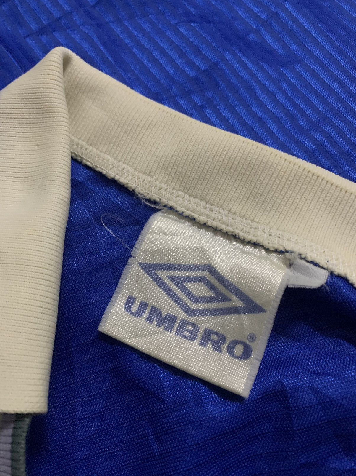 Umbro Vintage Umbro Brasil Jersey Size US XL / EU 56 / 4 - 6 Thumbnail