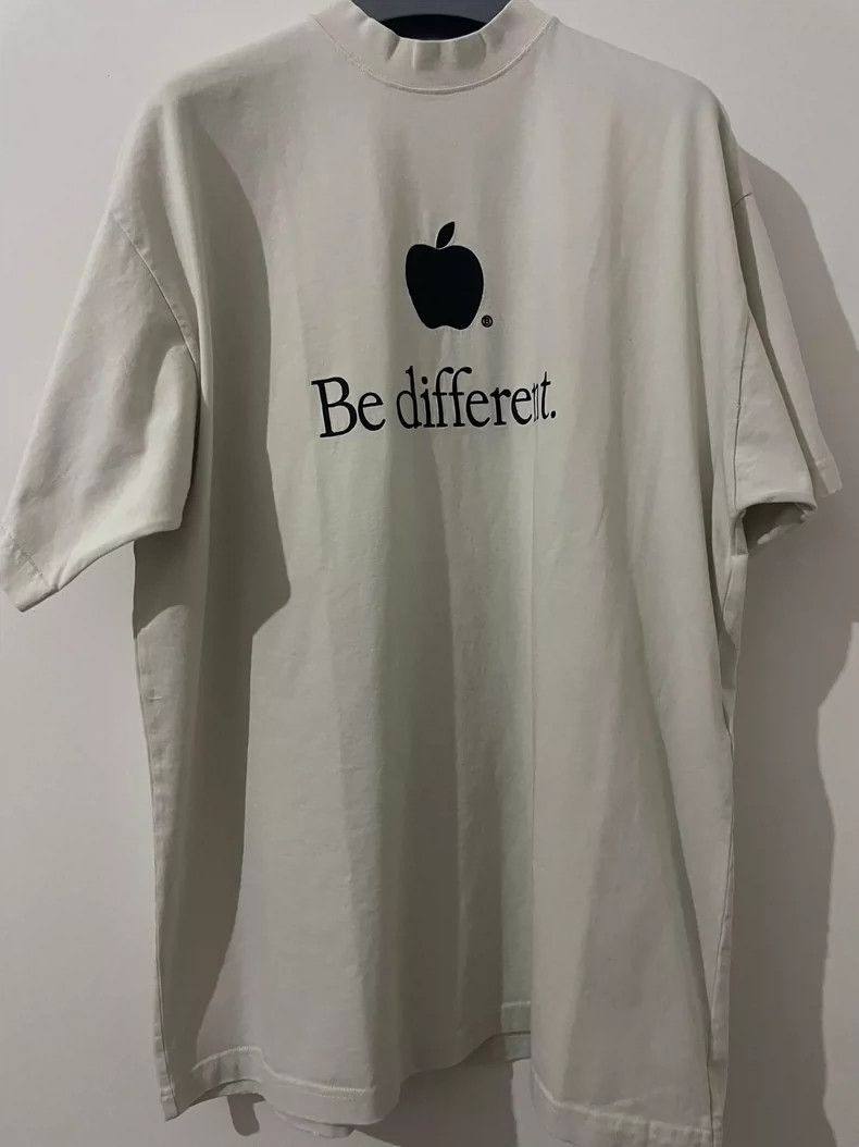 Balenciaga Balenciaga Be Different Apple Embroidered Tee - dmc Size US M / EU 48-50 / 2 - 1 Thumbnail