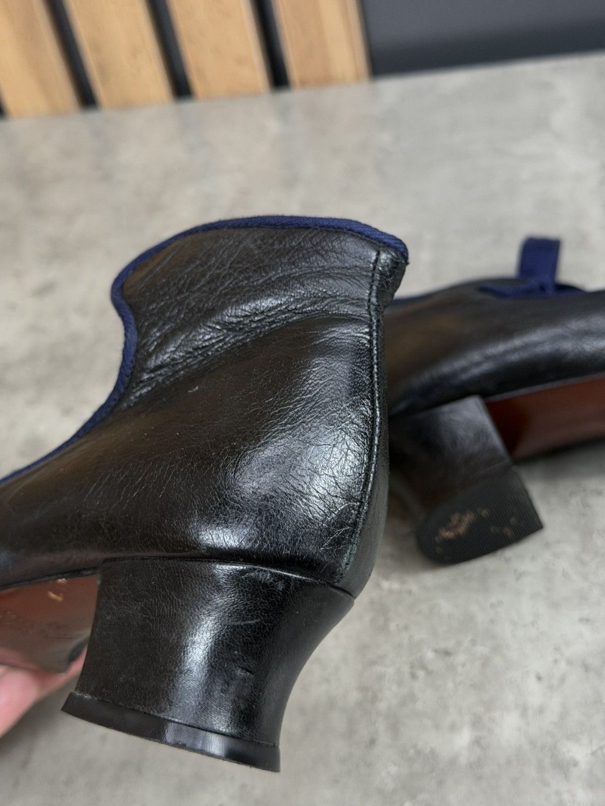 Vintage Chie Mihara Black Leather Ribbon Heels Pumps Size 39 Size US 9 / IT 39 - 12 Thumbnail