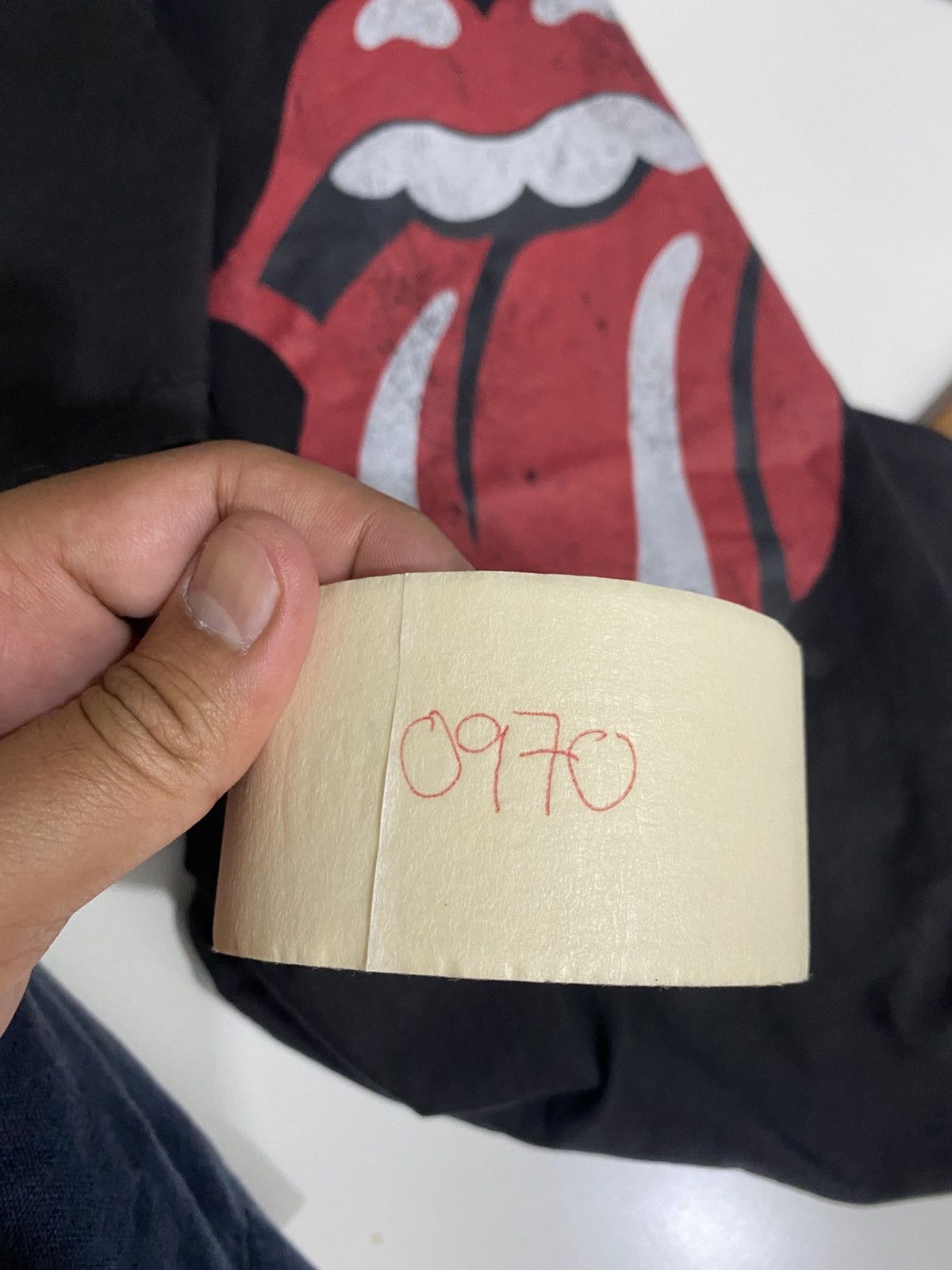 Band Tees ROLLING STONES TSHIRT Size US L / EU 52-54 / 3 - 12 Thumbnail