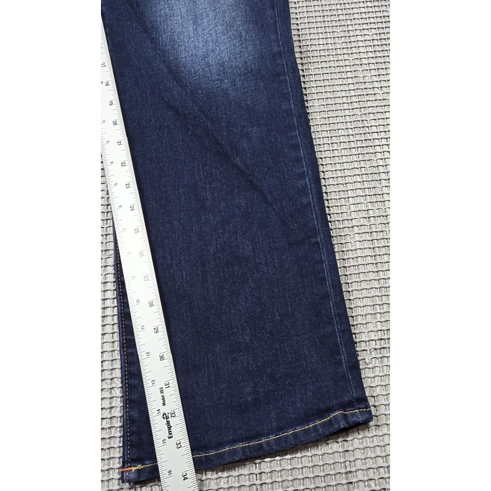 True Religion True Religion Jeans Men 40 Relaxed Straight Mid Rise Blue Denim 5-Pocket - Ricky - 40x34 (Vintage No) Size US 40 / EU 56 - 6 Thumbnail