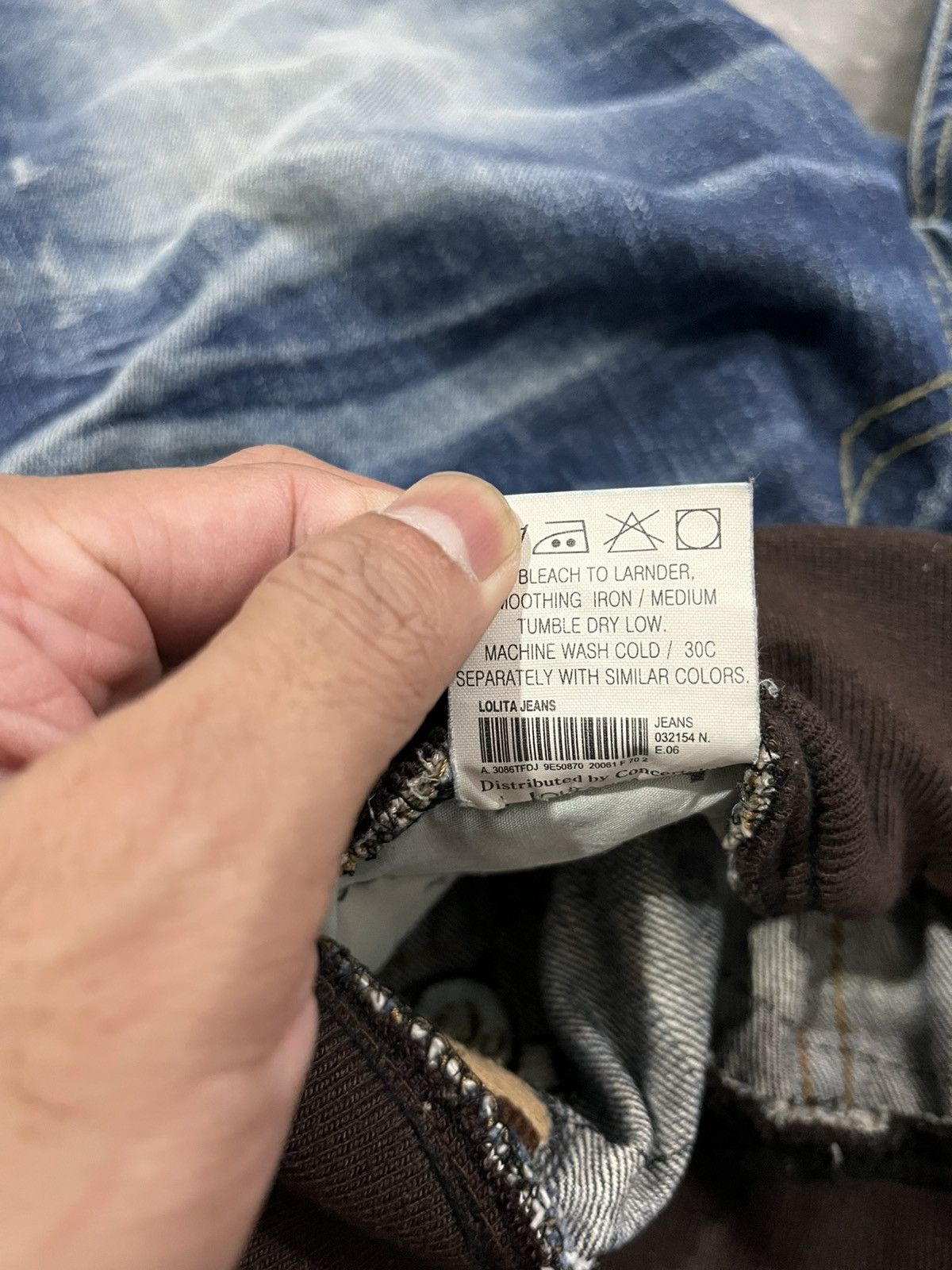 Japanese Brand LOLITA YOSHIMOTO NARA Size US 31 - 11 Thumbnail