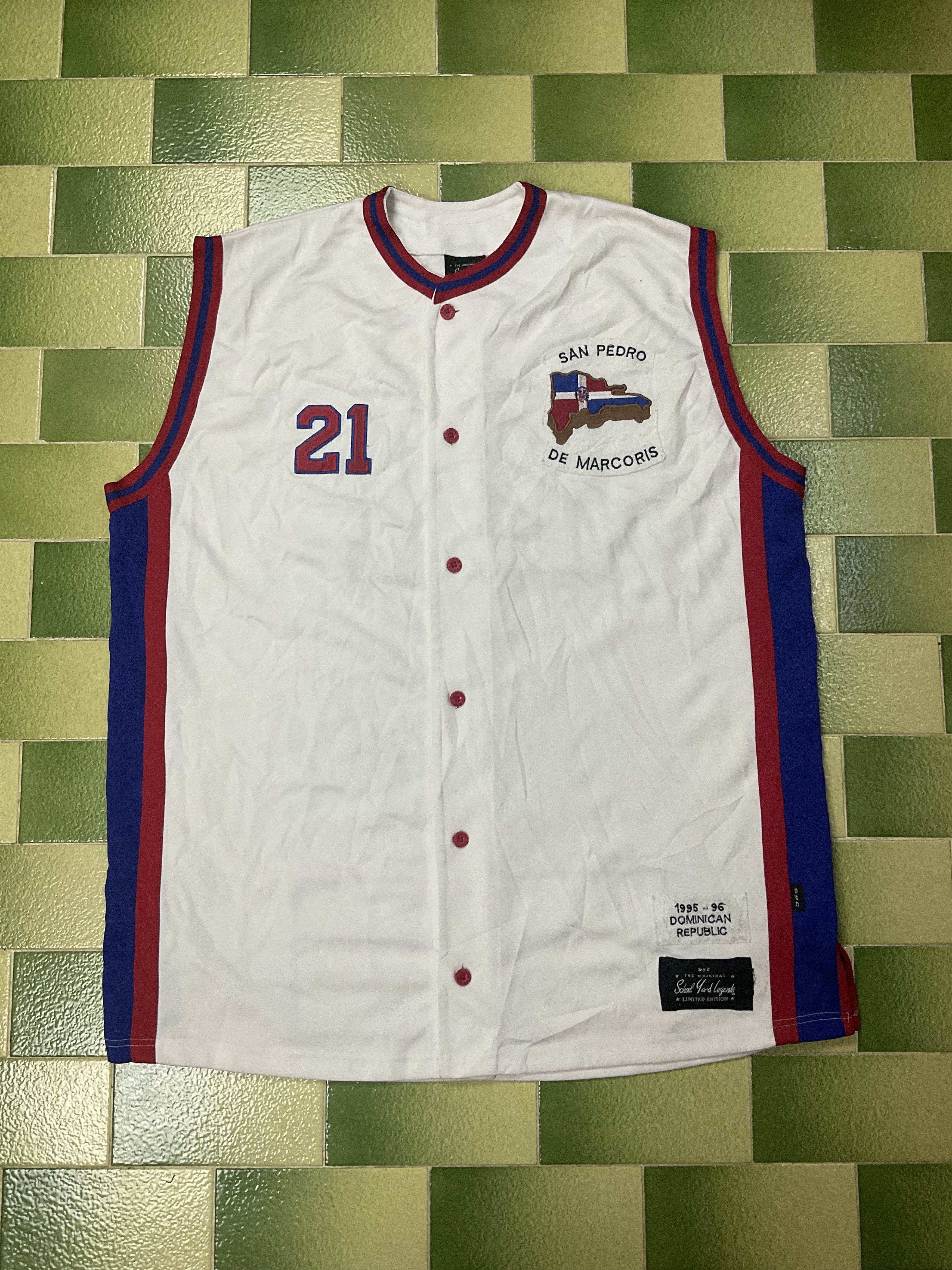 MLB Vintage Sammy Sosa Sleeveless Baseball Jersey 1995-96 3XL Size US XXL / EU 58 / 5 - 1 Thumbnail