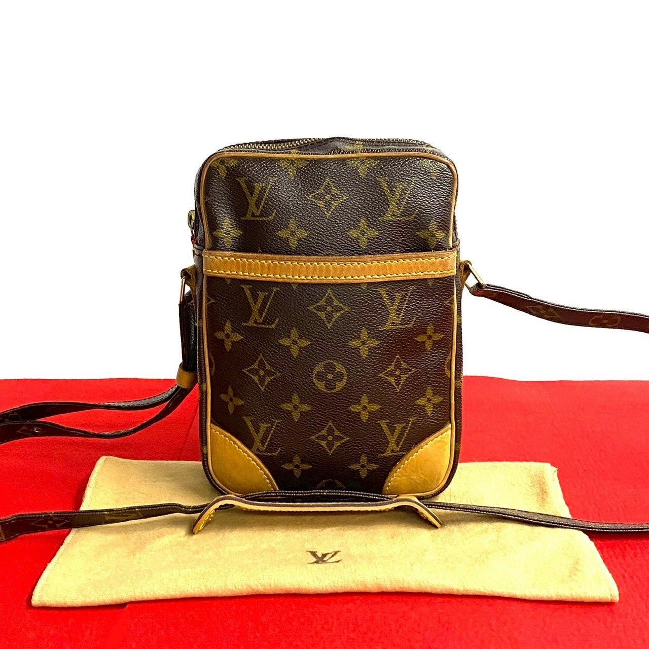 Louis Vuitton Louis Vuitton Shoulder Bag Brown Leather Size ONE SIZE - 1 Thumbnail