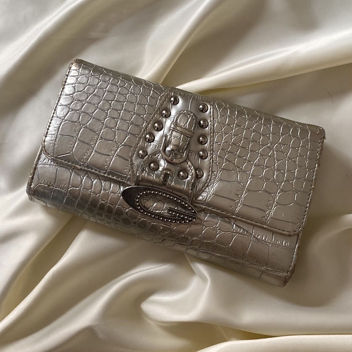 Vintage Vintage y2k silver wallet Size ONE SIZE - 2 Thumbnail
