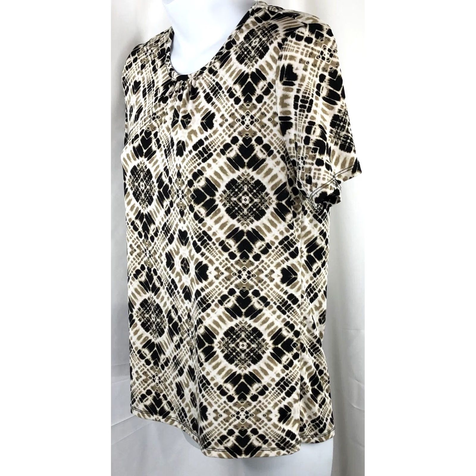 Vintage Jaclyn Smith T-Shirt S Tan Blk multi geo short sleeve Hippie 2000s Boho Womens Size S / US 4 / IT 40 - 2 Thumbnail