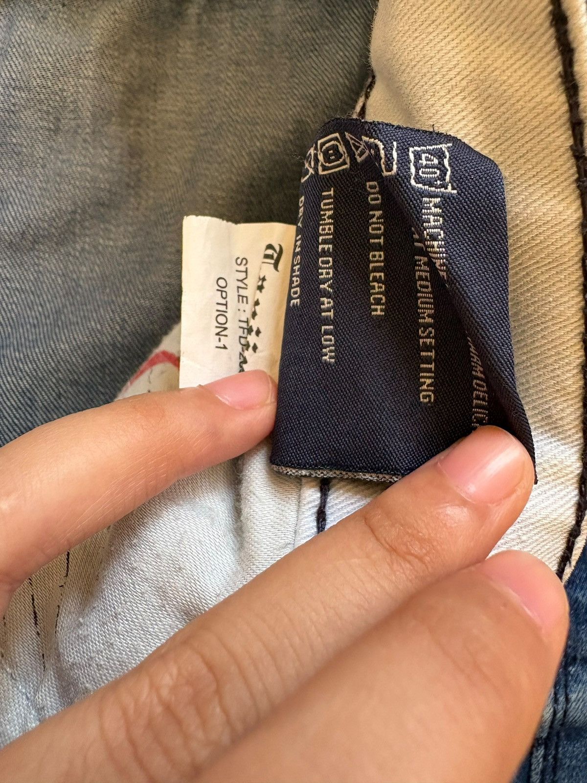 Japanese Brand Vintage Japanese Brand Blue Wash Ripped Loose Jeans Size US 34 / EU 50 - 13 Thumbnail