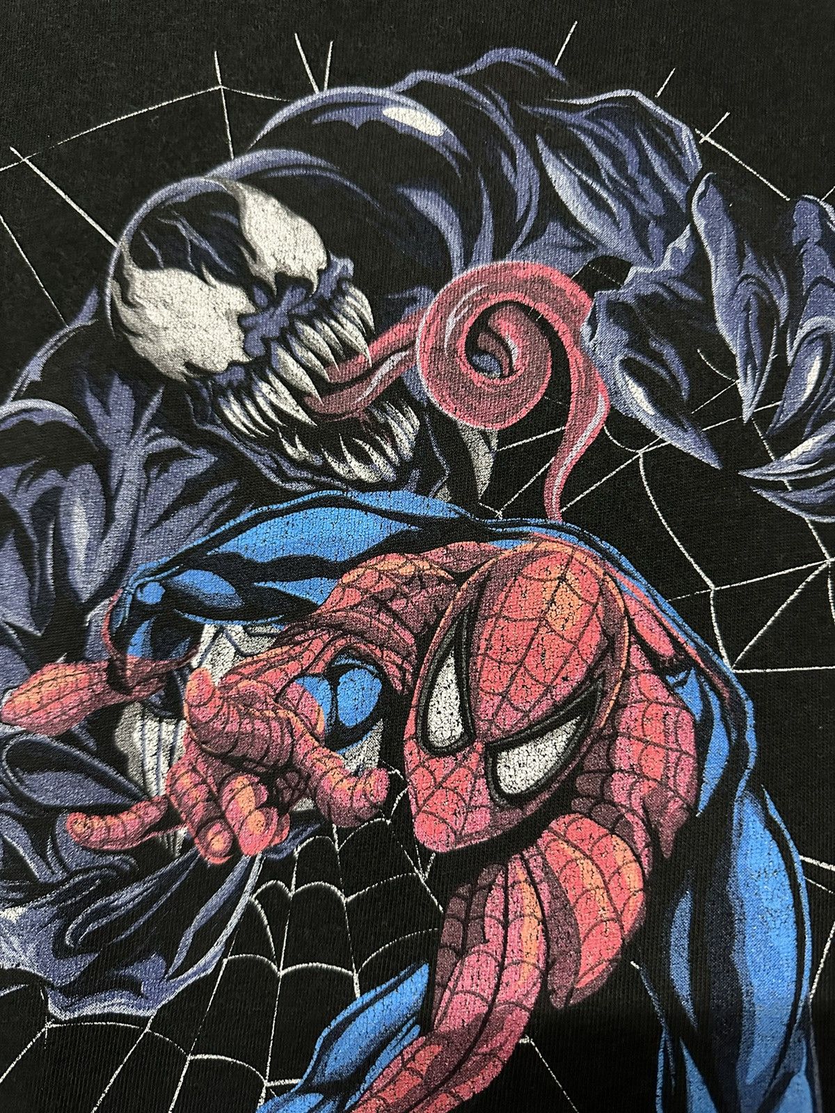 Marvel Comics × Vintage Vintage The Amazing Spider Man Vs Venon Marvel Faded Tee Size US XL / EU 56 / 4 - 3 Thumbnail