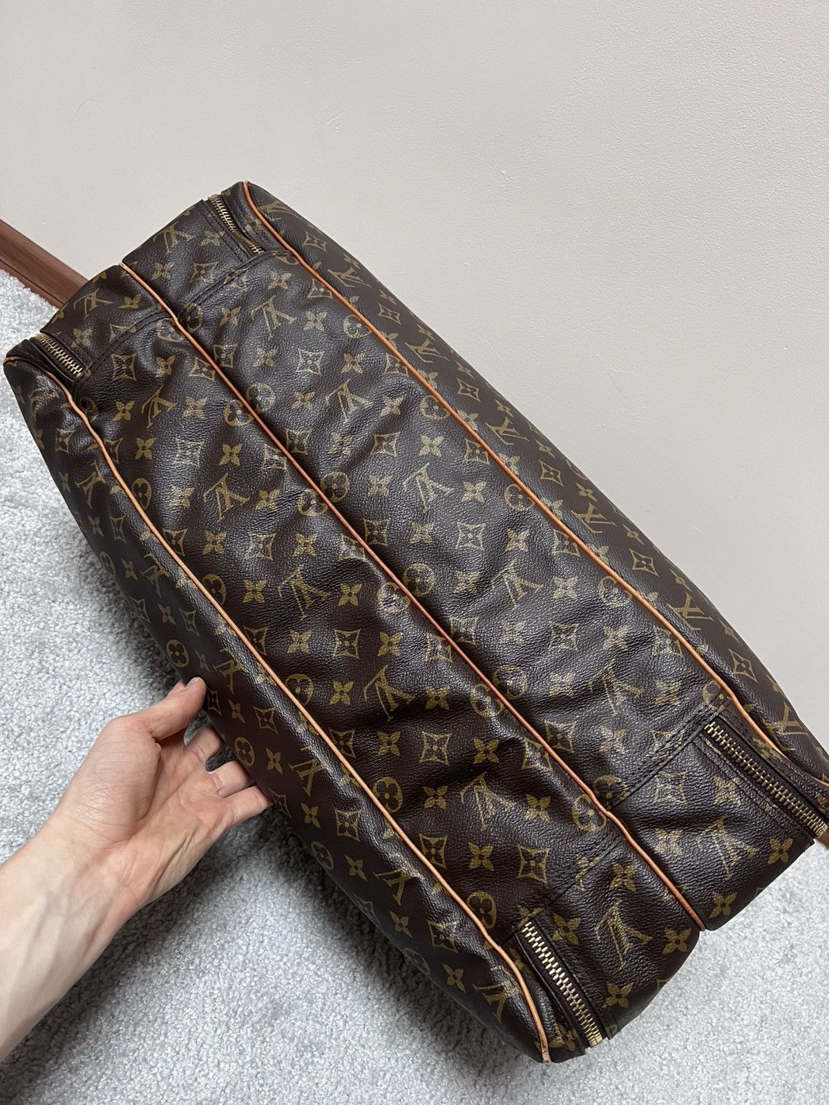 Louis Vuitton Louis Vuitton Alize 60 Monogram Travel Bag Size ONE SIZE - 7 Thumbnail