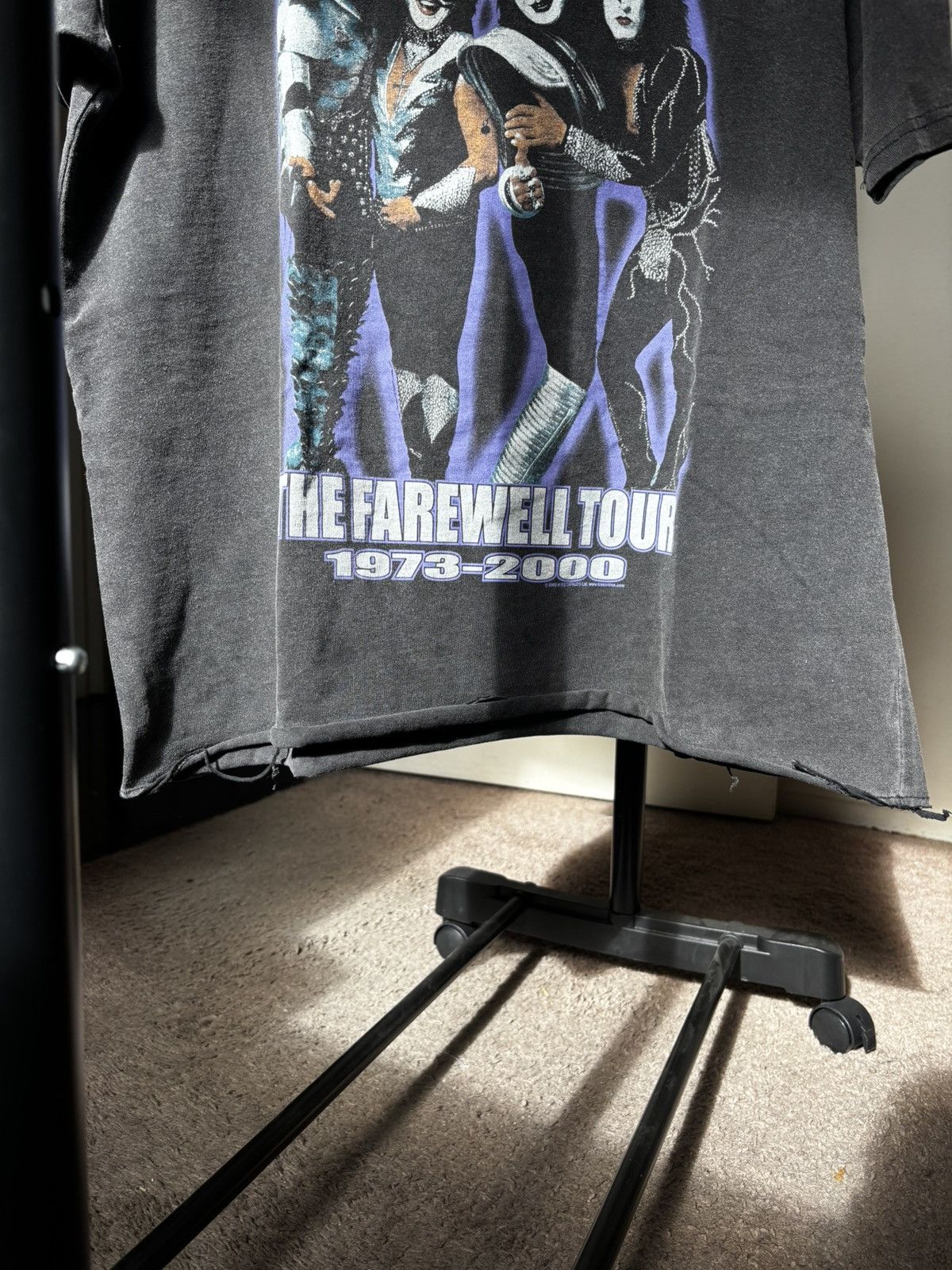 Giant Kiss Farewell Tour Vintage Shirt Size US L / EU 52-54 / 3 - 4 Thumbnail