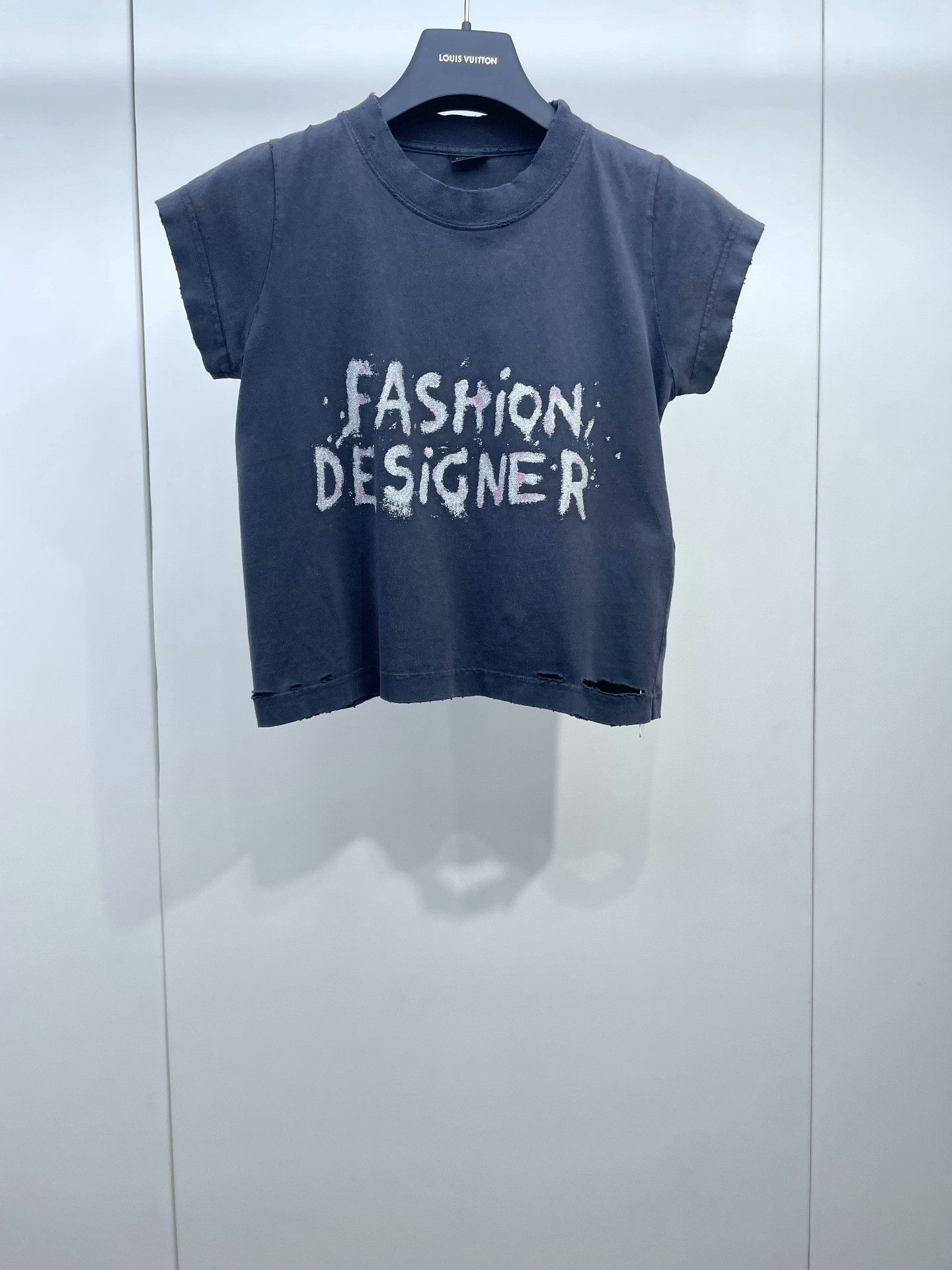 Balenciaga Balenciaga 2025 Glitter Letter Distressed Short Sleeve Size M / US 6-8 / IT 42-44 - 1 Thumbnail