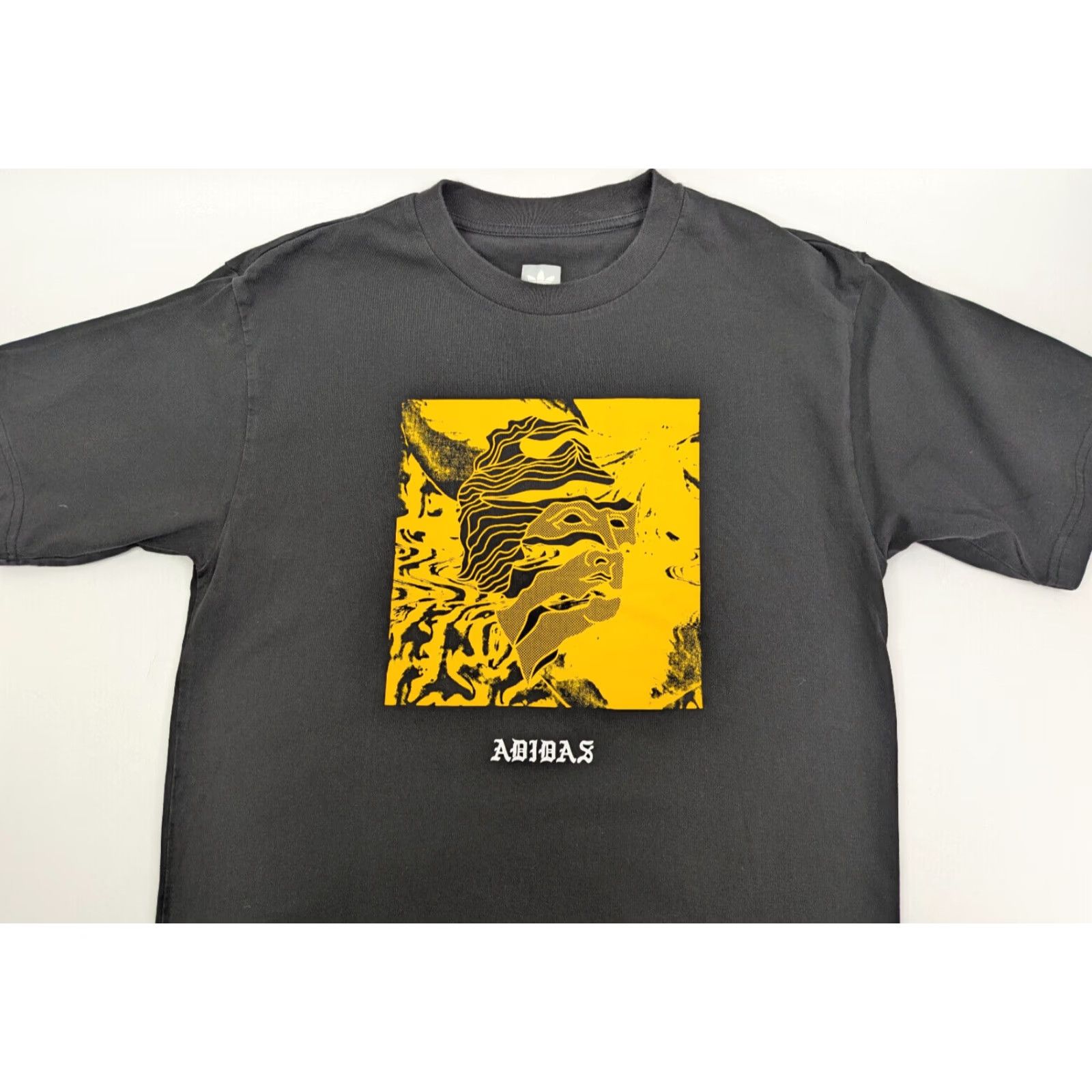 Adidas Adidas Shirt Mens Small Black 90s Retro Sports Graphic Print Crewneck T-Shirt Short Sleeve Cotton Knit Regular Fit Size US S / EU 44-46 / 1 - 2 Thumbnail