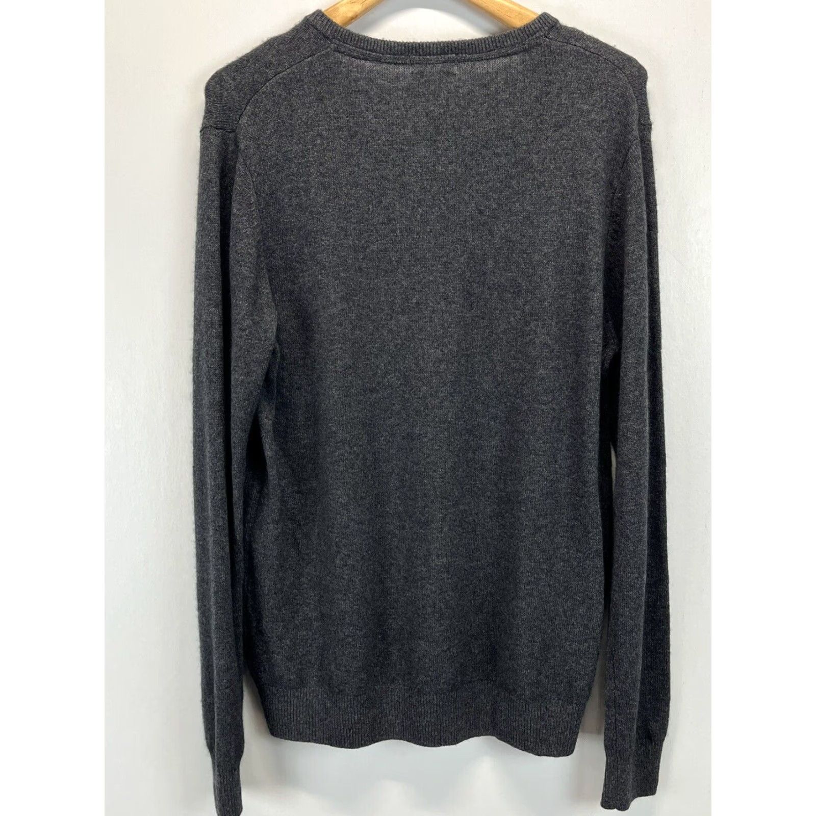 Nordstrom 1901 Mens Cashmere Blend V-Neck Sweater Gray XL Lightweight Pullover Size US XL / EU 56 / 4 - 2 Thumbnail