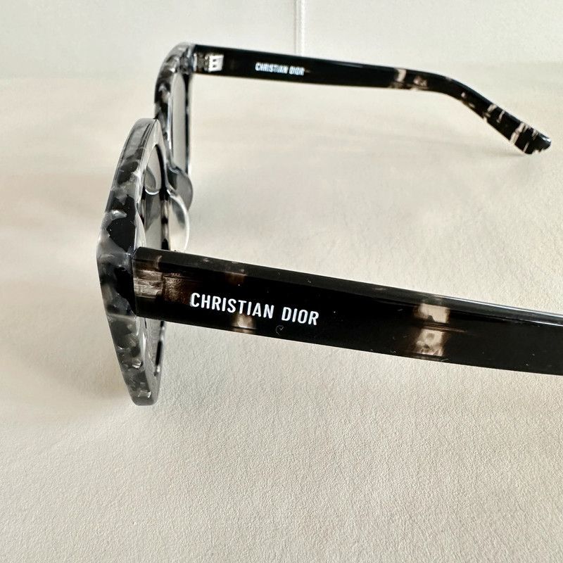 Dior NEW (!) DiorMidnight S1I Black Square Sunglasses. RRP €360. Size ONE SIZE - 9 Thumbnail