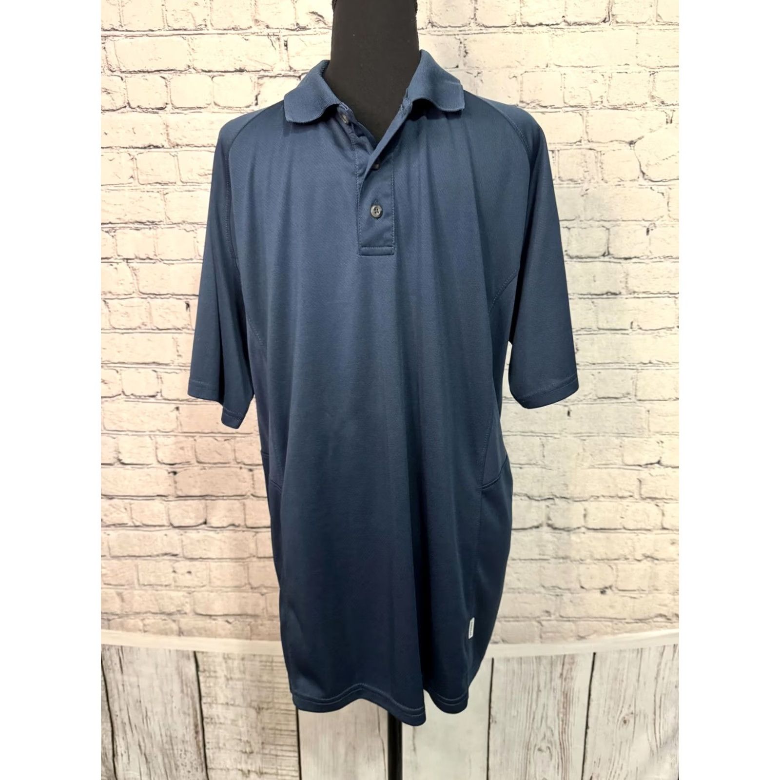 Vintage Magellan Outdoors Polo Shirt Mens Regular Size M Blue Moisture-Wicking Button-Down Collar Short Sleeve Classic Fit Size US M / EU 48-50 / 2 - 7 Thumbnail