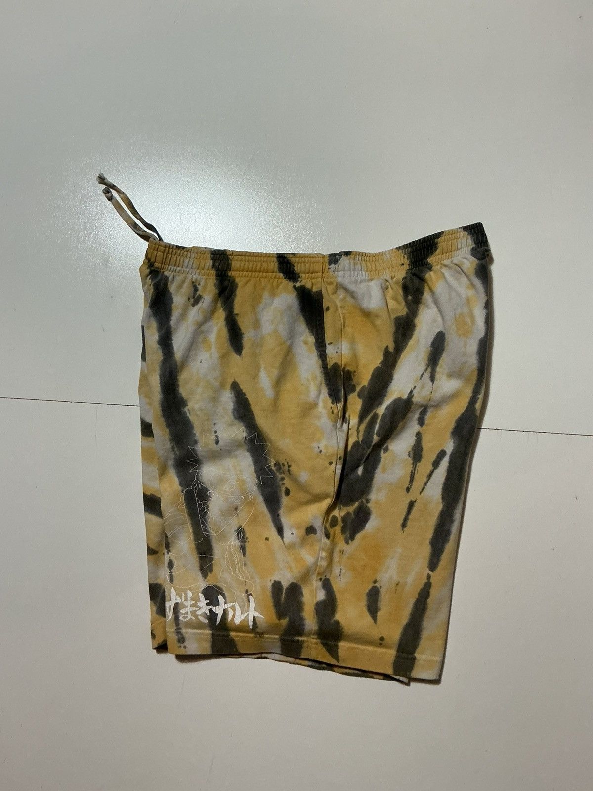 Hypland Hypland X Naruto Shippuden Tie Dye Manga Anime 8” Shorts Size US 34 / EU 50 - 2 Thumbnail
