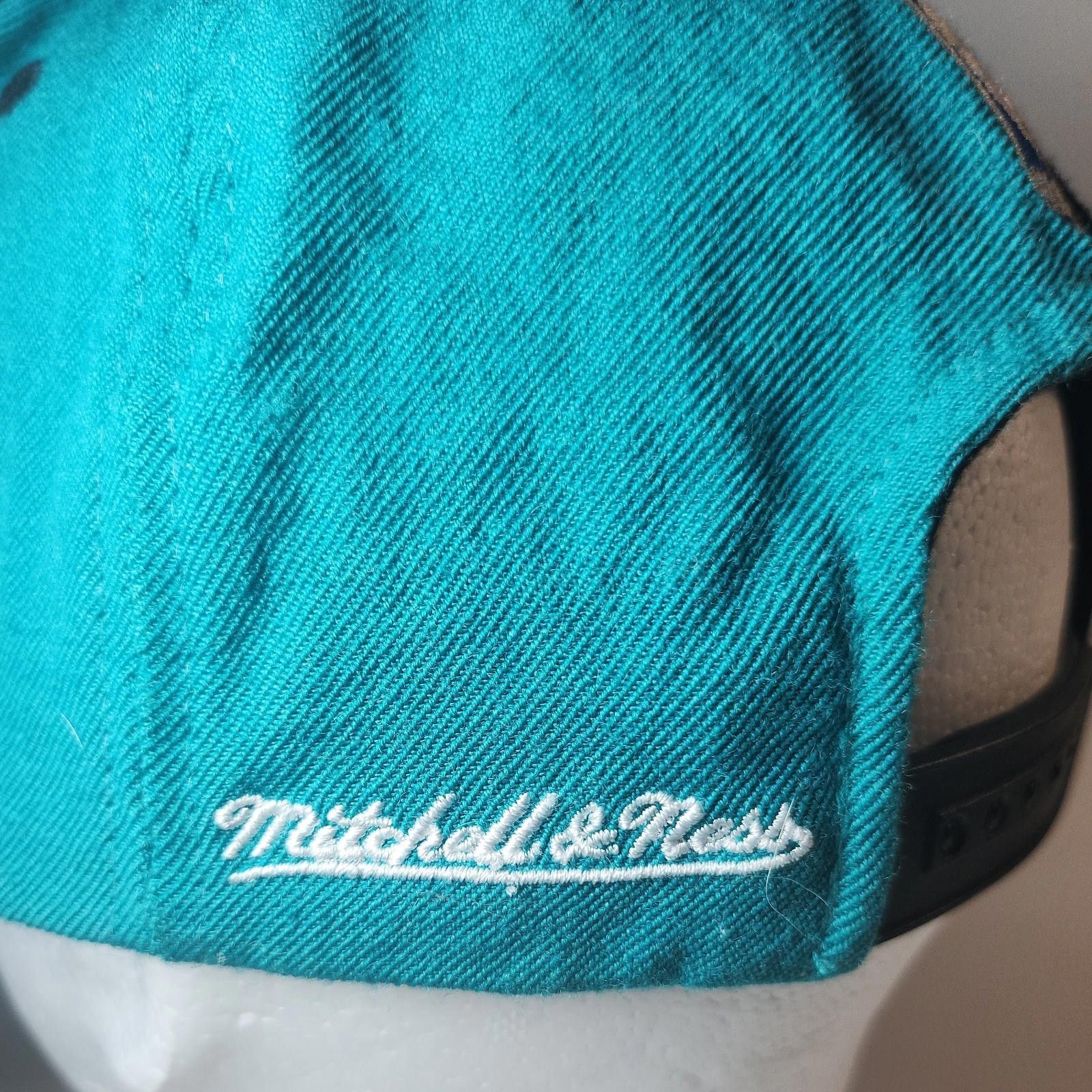 Mitchell & Ness GRIZZLIES VINTAGE Mitchell & Ness NBA Vancouver Classic Y2K Size ONE SIZE - 7 Thumbnail