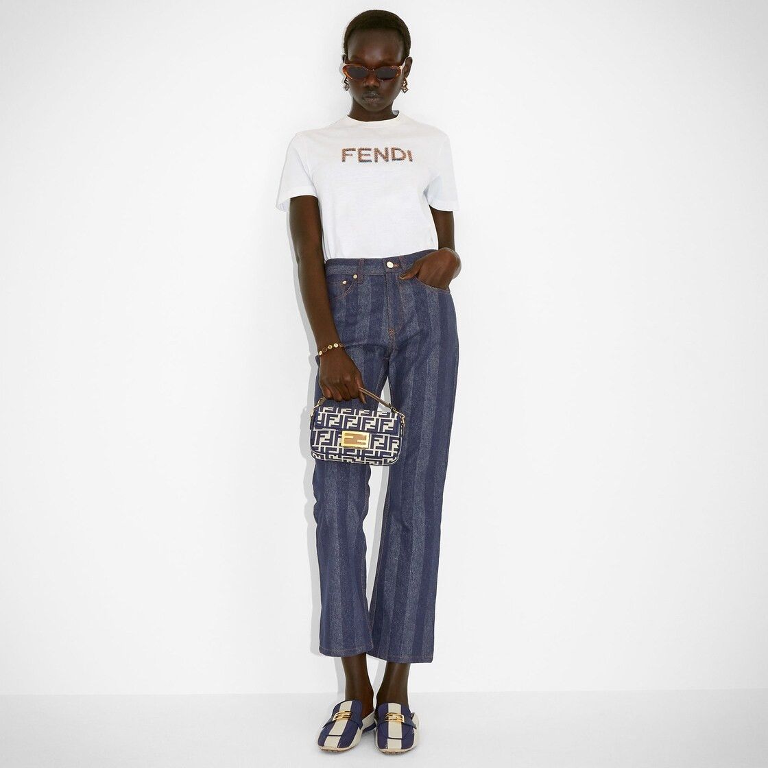 Fendi o1s1wg110825 Long Jeans in Nevy Blue Size 30" / US 8 / IT 44 - 3 Thumbnail