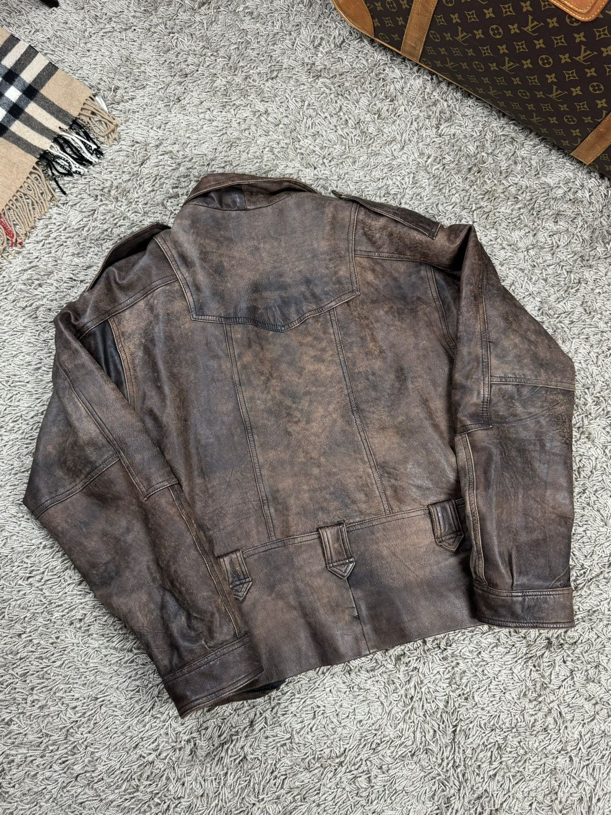 Vintage Vintage leather bomber jacket 90s original retro casual item Size US L / EU 52-54 / 3 - 3 Thumbnail