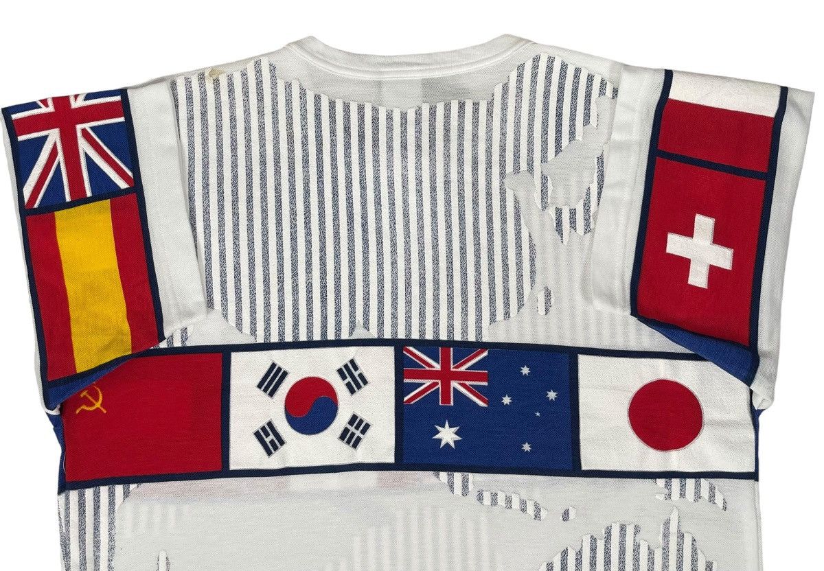 Vintage 90s VINTAGE FLAGS Tee Size US L / EU 52-54 / 3 - 6 Thumbnail