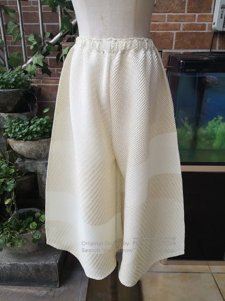 Issey Miyake Issey Miyake Main Line Off-White Coat Size M / US 6-8 / IT 42-44 - 4 Thumbnail