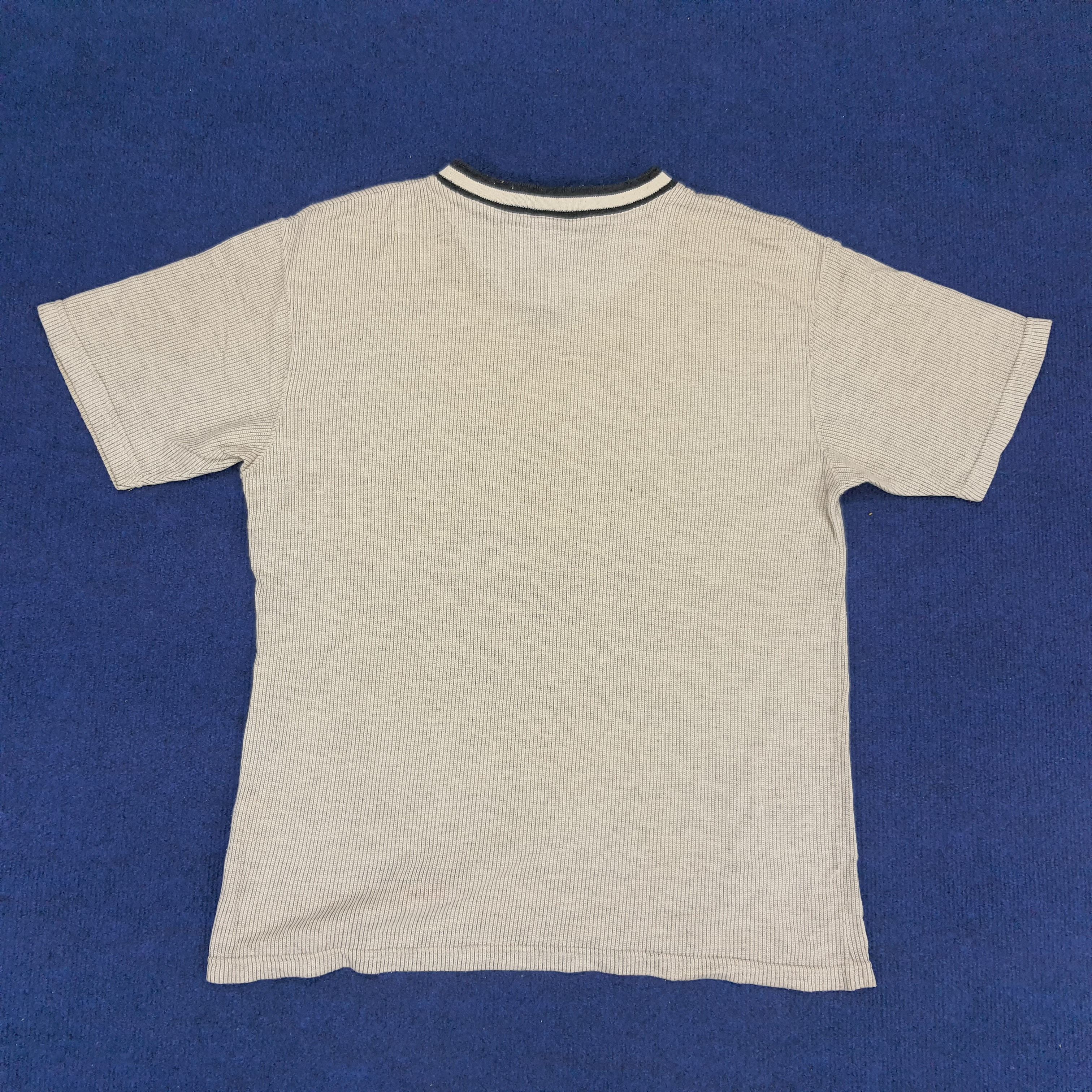 Vintage Vintage Bitch Skateboards Corduroy T-shirt Size US M / EU 48-50 / 2 - 3 Thumbnail