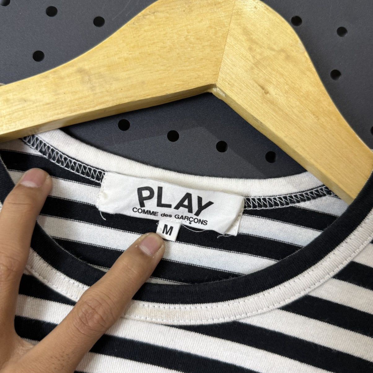 Comme des Garcons COMME des GARCONS play heart logo stripe AZ-T163 Size M / US 6-8 / IT 42-44 - 3 Thumbnail