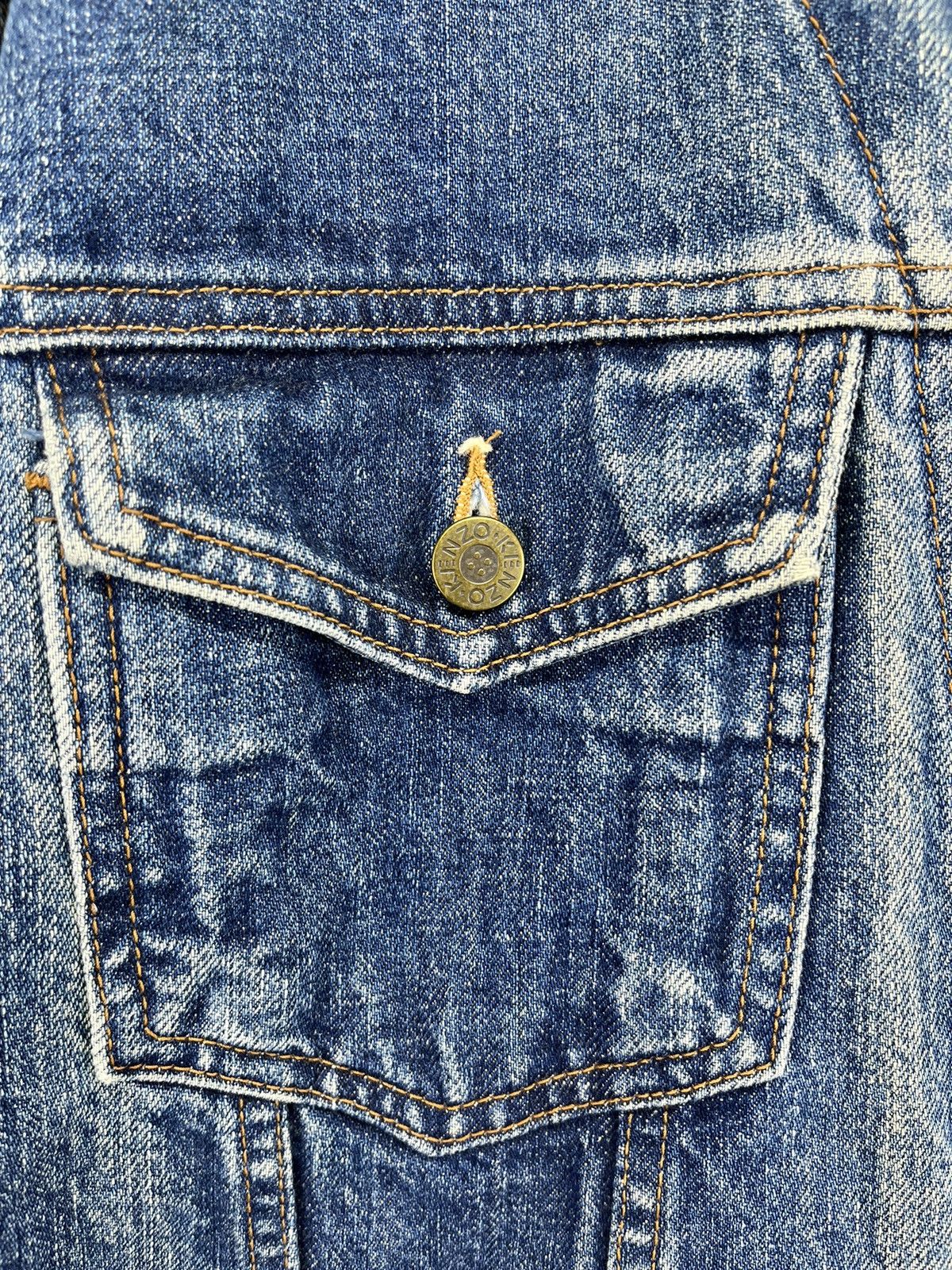 Kenzo Vintage 90s Kenzo Trucker Denim Jacket Size US L / EU 52-54 / 3 - 13 Thumbnail