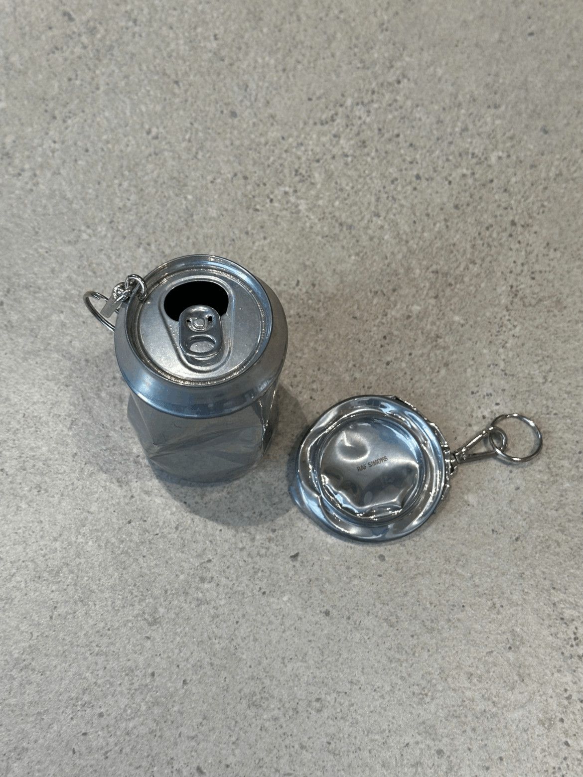 Raf Simons Raf Simons zip-top can keychain Size ONE SIZE - 6 Thumbnail