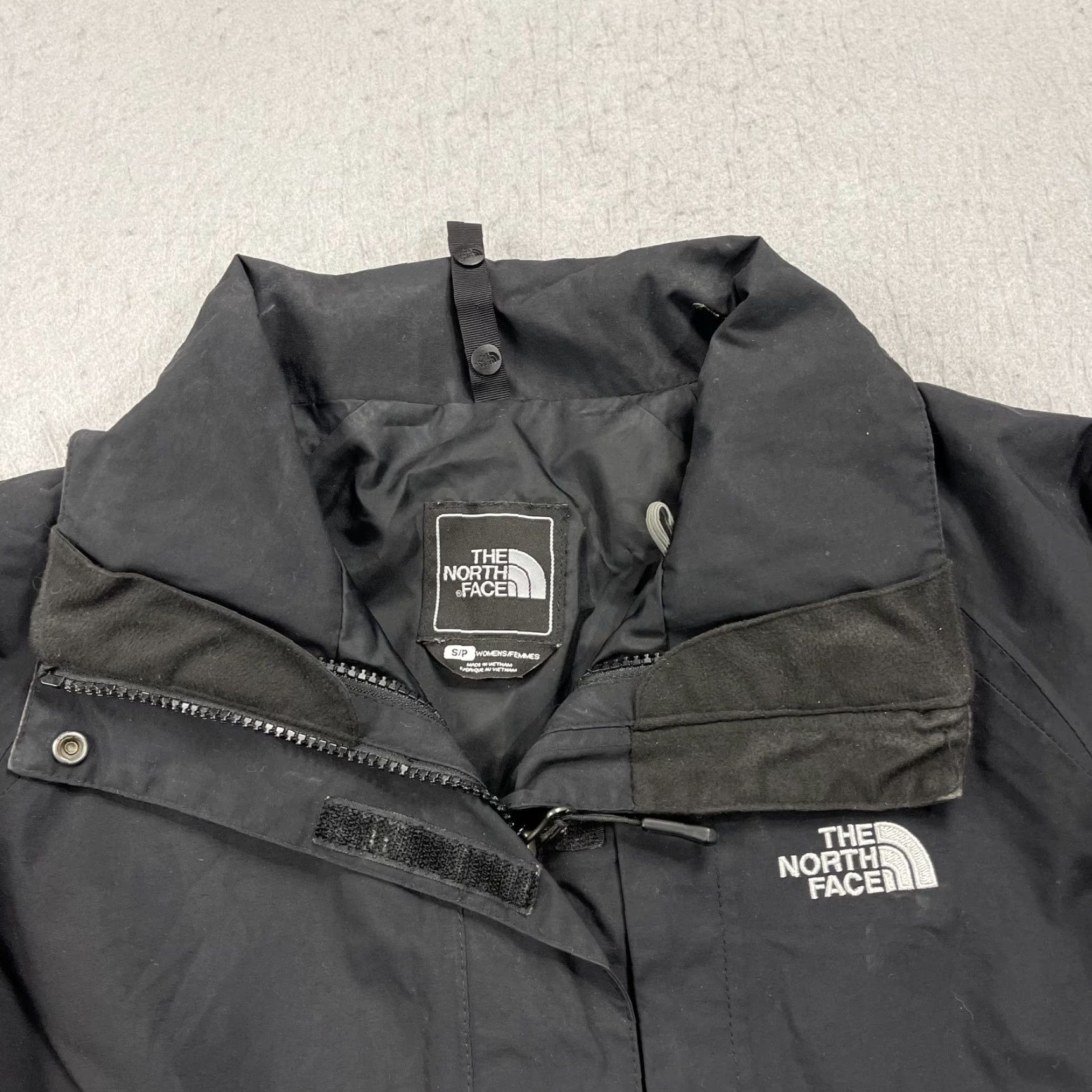 The North Face The North Face Womens Short Jacket Black HyVent Waterproof Full Zip Rain Hiking S Windbreaker Regular Fit Size S / US 4 / IT 40 - 4 Thumbnail