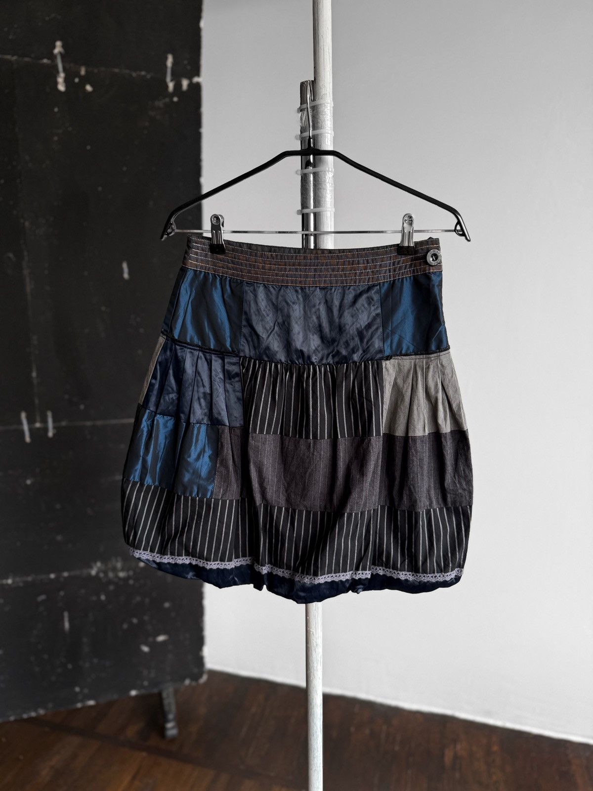 Designer × Desigual Desigual Womens Rare Patchwork Balloon Skirt Y2K Streetwear Size 27" / US 4 / IT 40 - 1 Thumbnail