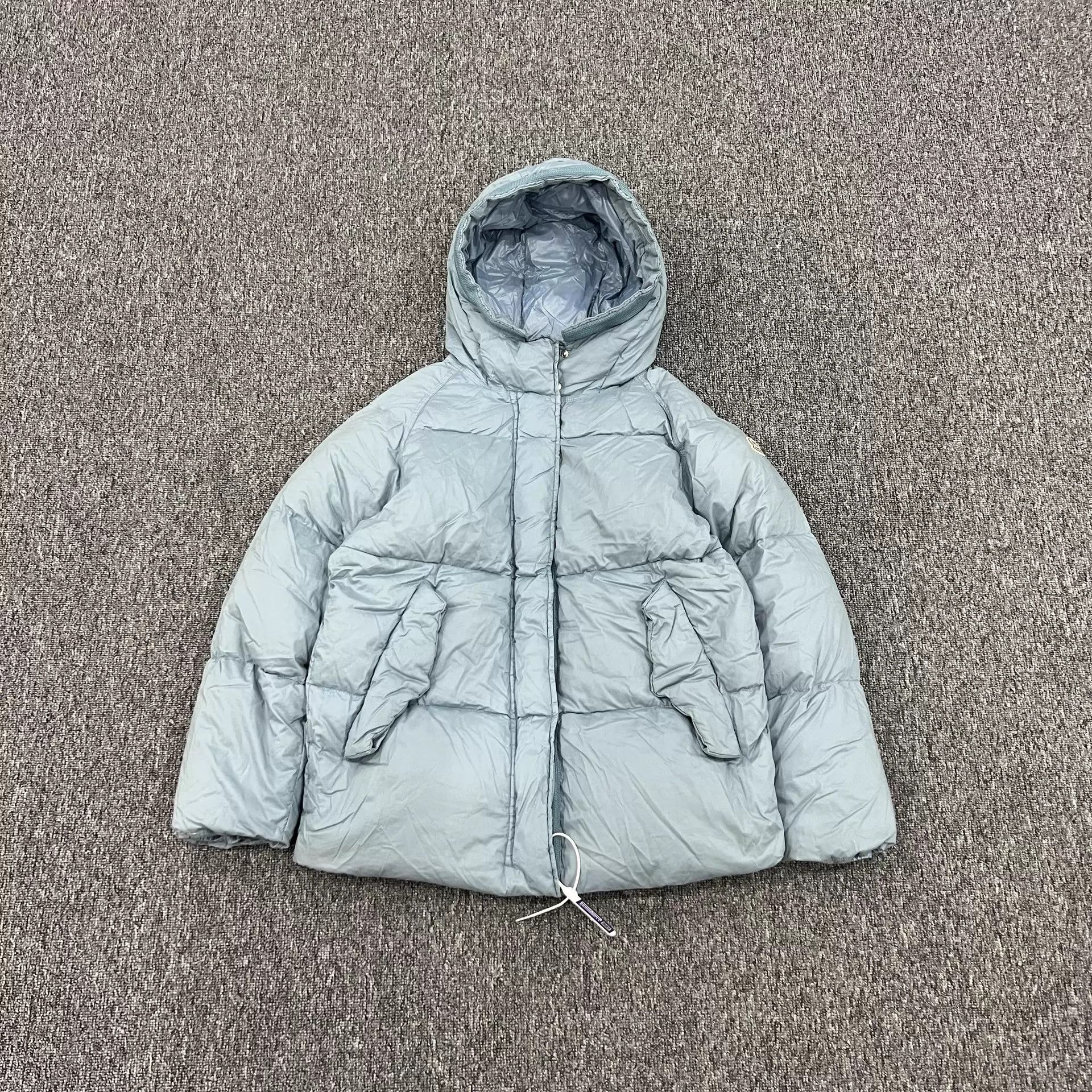Moncler Moncler oversized puffer jacket logo mist blue 0 Size XS / US 0-2 / IT 36-38 - 1 Thumbnail