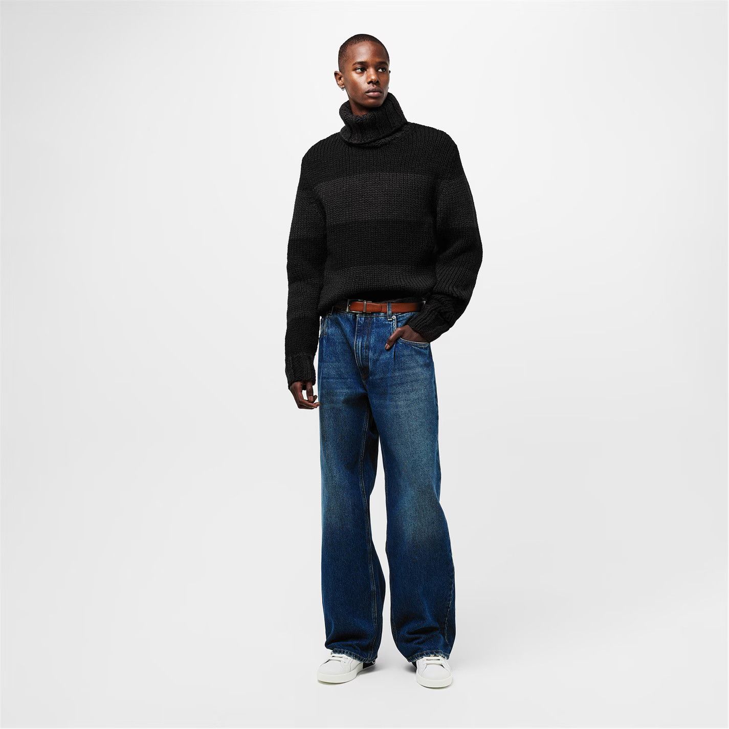 Dolce & Gabbana o1g2r1mq0426 Crew Neck Jumper in Black/Grey Size US S / EU 44-46 / 1 - 5 Thumbnail