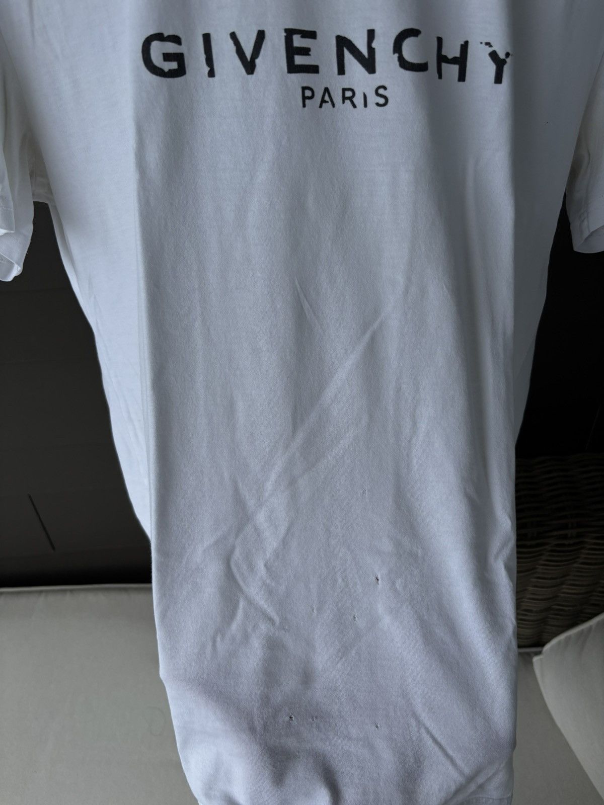 Givenchy Givenchy Distressed Logo Tee White Size US M / EU 48-50 / 2 - 7 Thumbnail