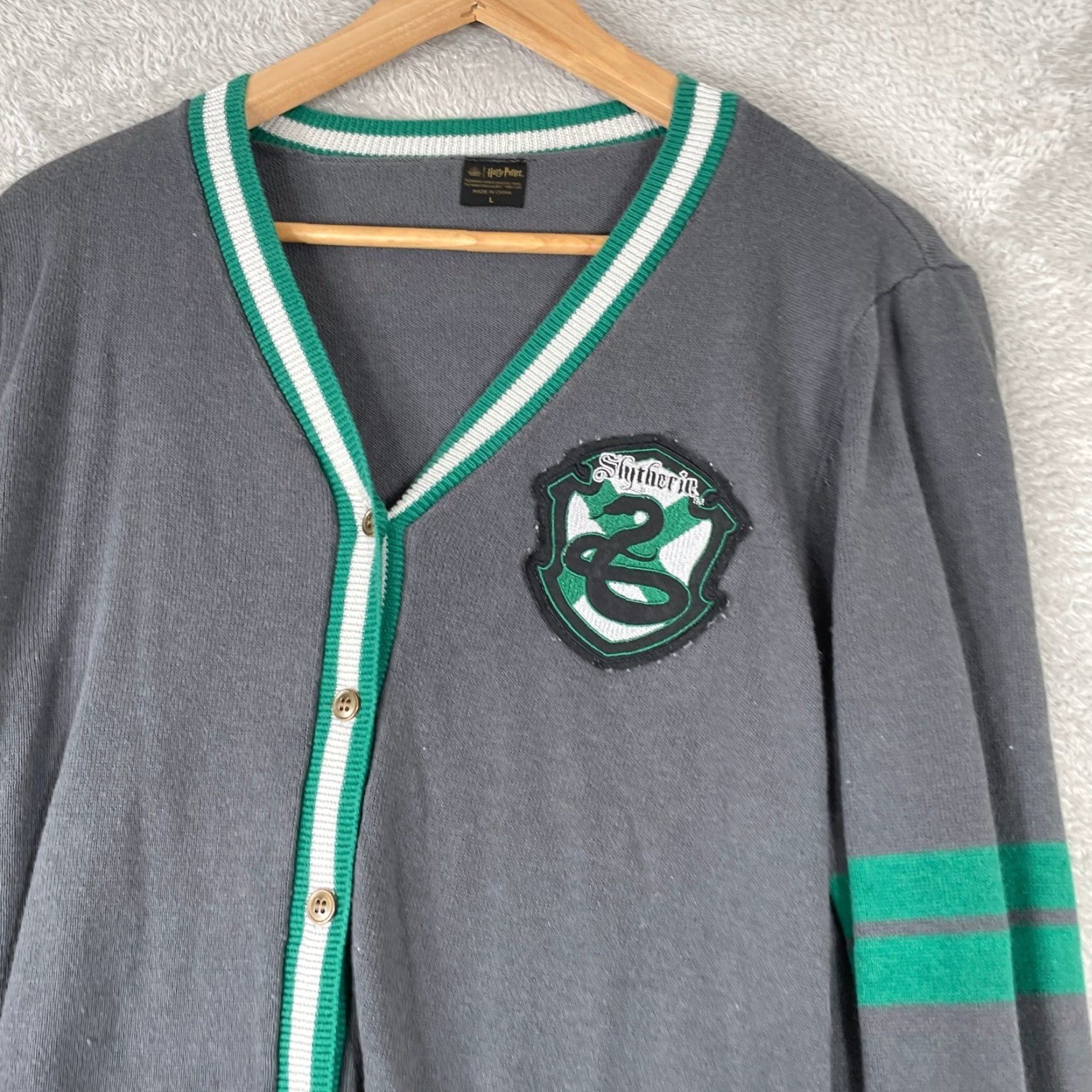 Vintage VINTAGE Harry Potter Cardigan Womens Large Gray Slytherin Varsity Sweater Hogwarts Size L / US 10 / IT 46 - 2 Thumbnail