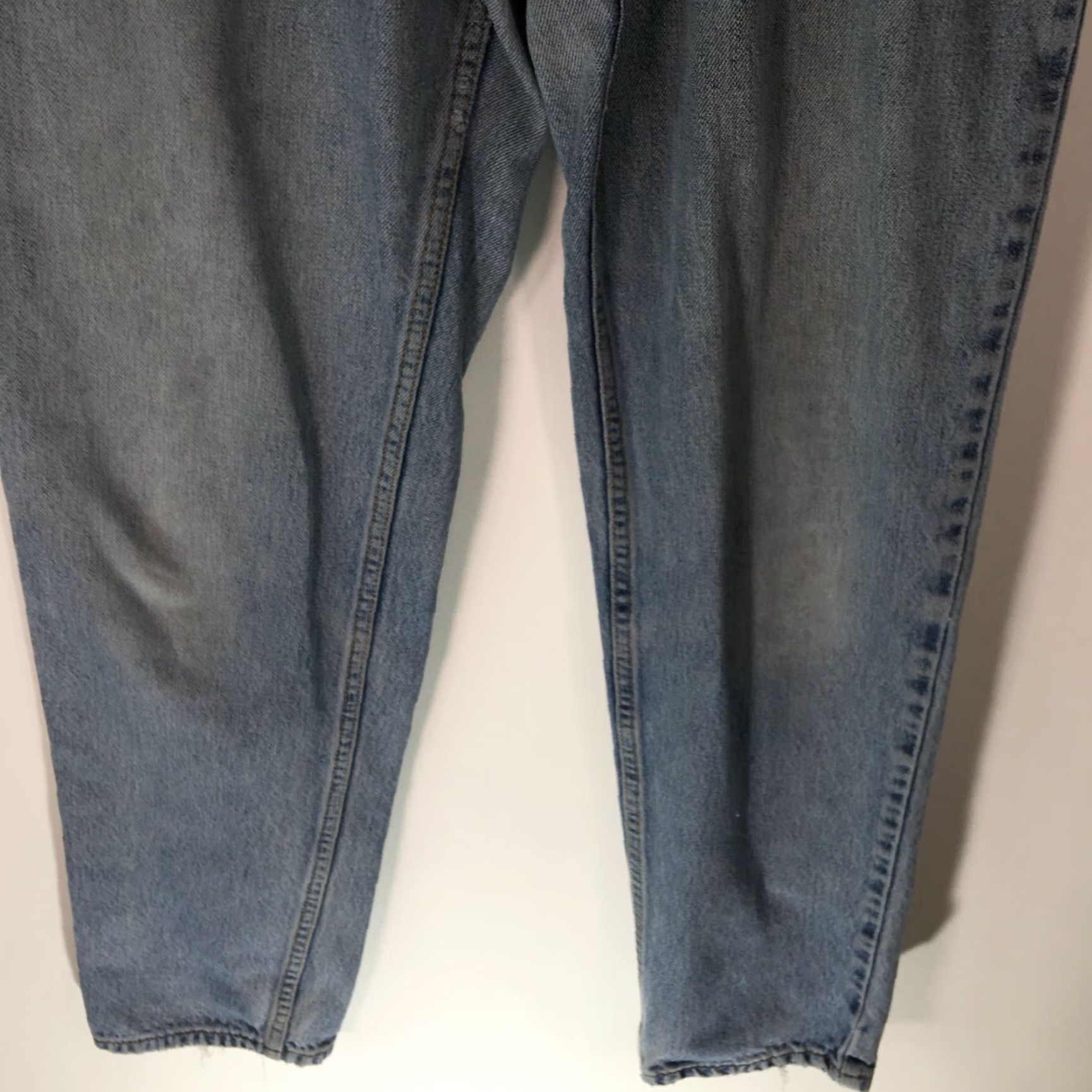 Levi's Levi's 550 Mens Tapered Relaxed Fit Denim Jeans Size 32 Waist 32 Inseam Blue Cotton Size US 32 / EU 48 - 7 Thumbnail