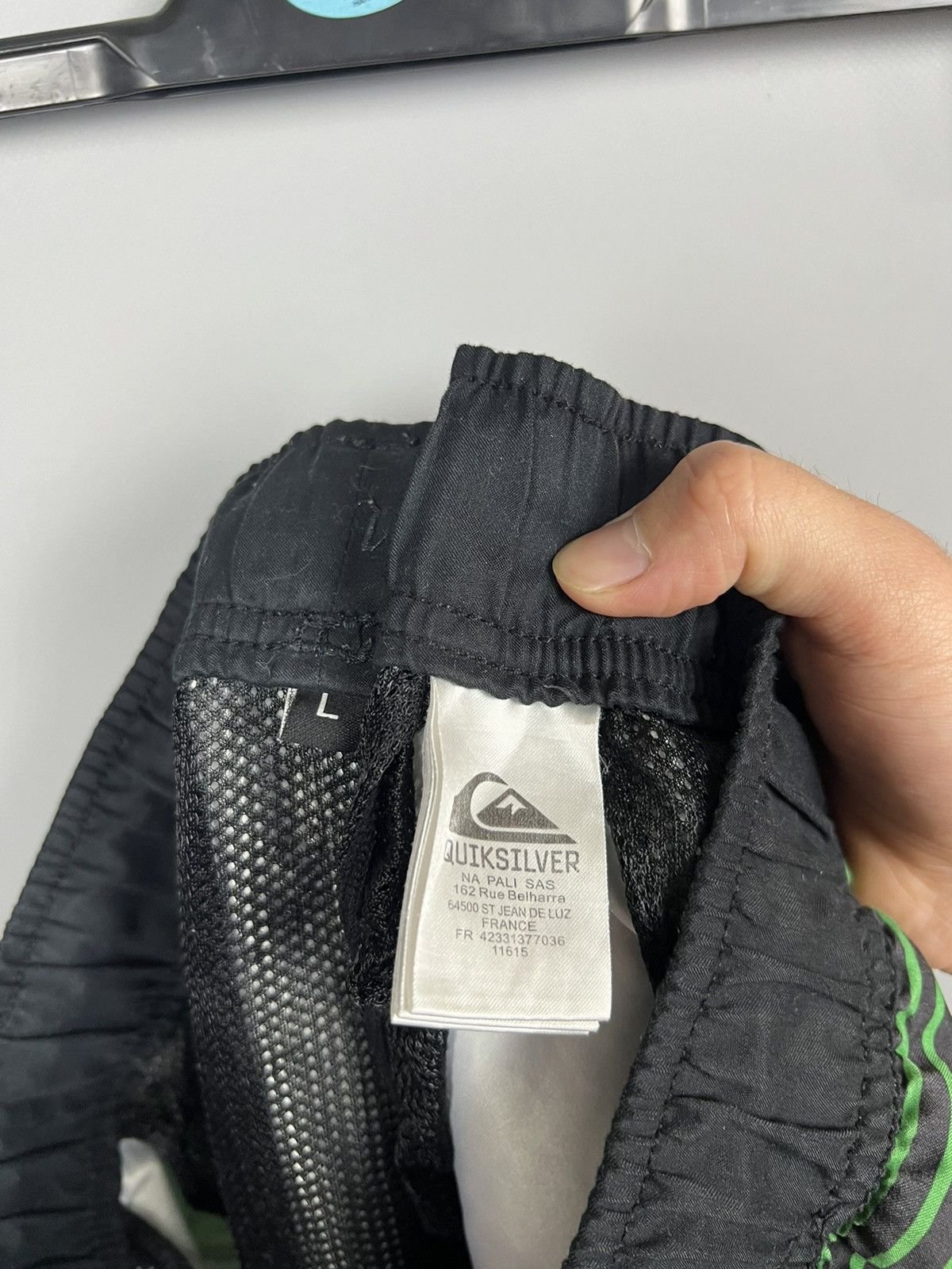 Designer × Quicksilver × Vintage (L) Quiksilver men's summer shorts Size US 33 - 3 Thumbnail