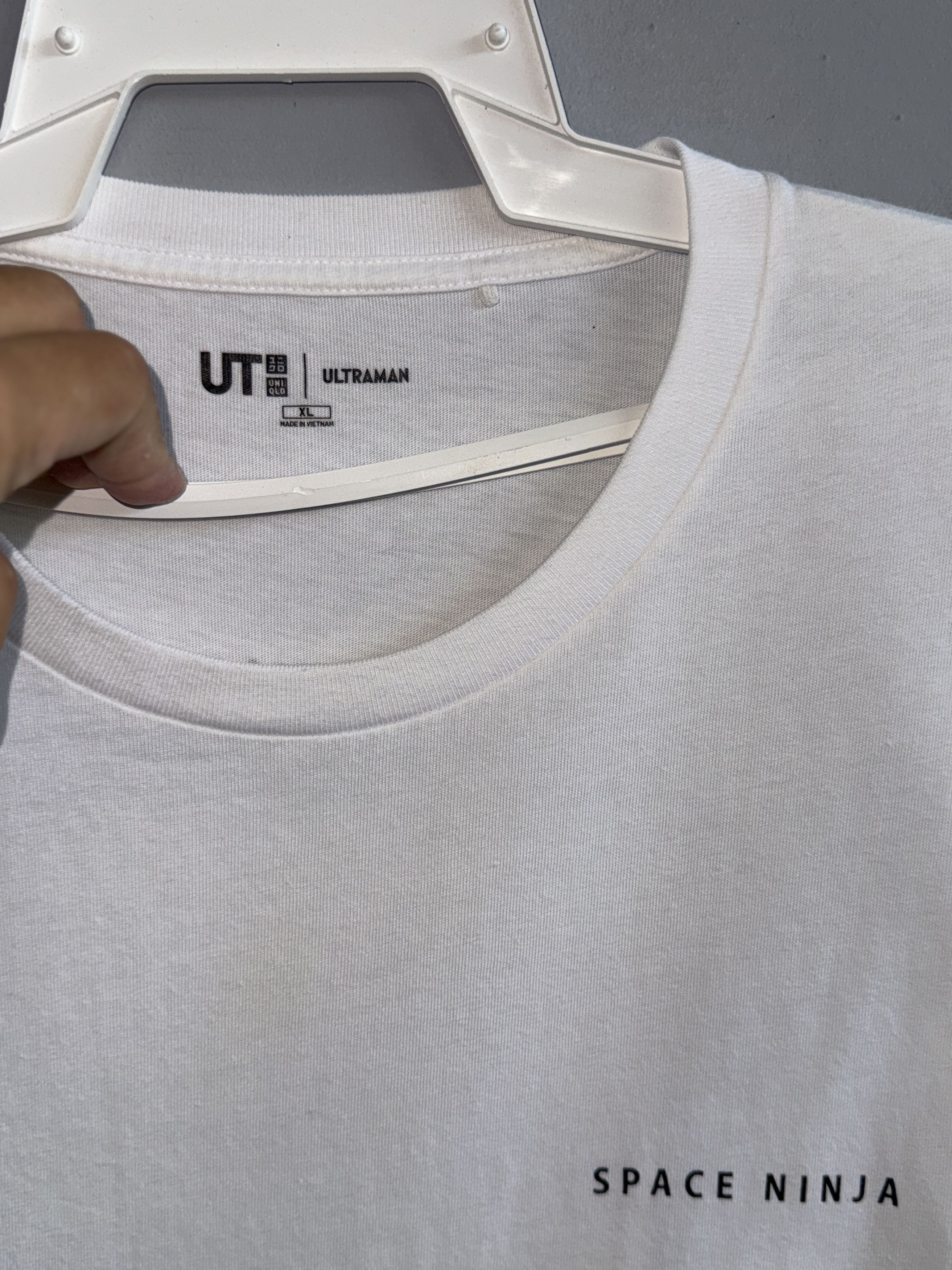 Uniqlo Alien Baltan Ultraman Series Uniqlo Shirt Size US XL / EU 56 / 4 - 3 Thumbnail