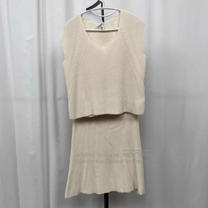 Hermes Hermes Beige knitted dress Size XS / US 0-2 / IT 36-38 - 1 Thumbnail