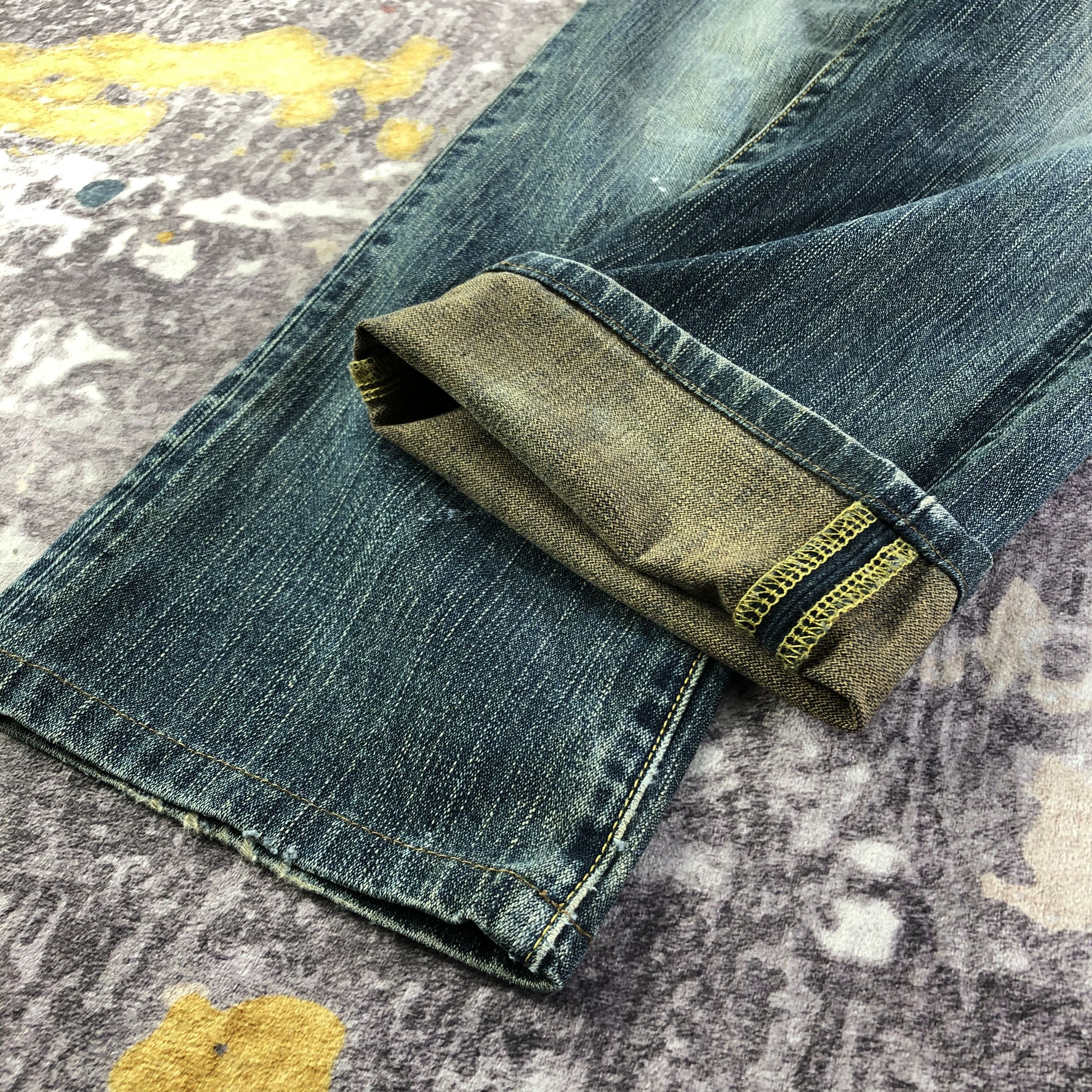 Vintage Blue Wash Wrangler Jeans-JM3245