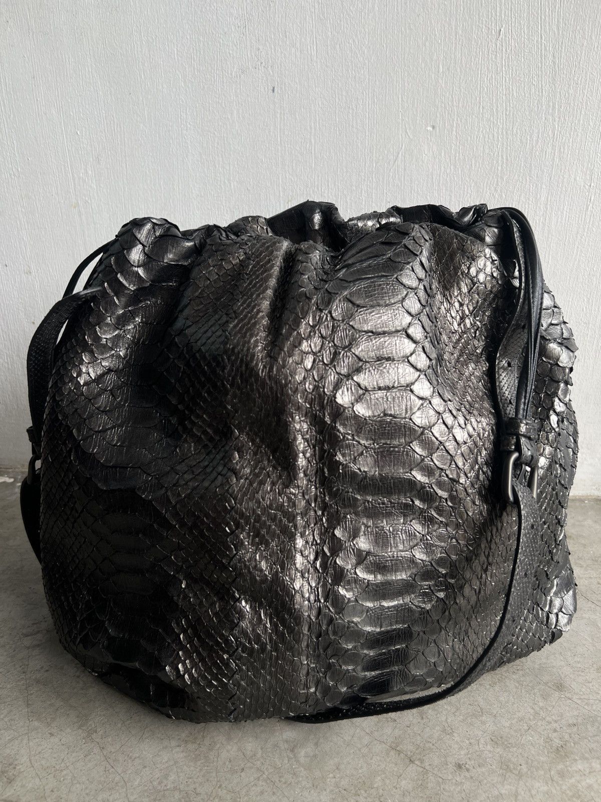 Bottega Veneta Bottega Veneta - F/08 Limited Edition Python Leather Bag Size ONE SIZE - 3 Thumbnail