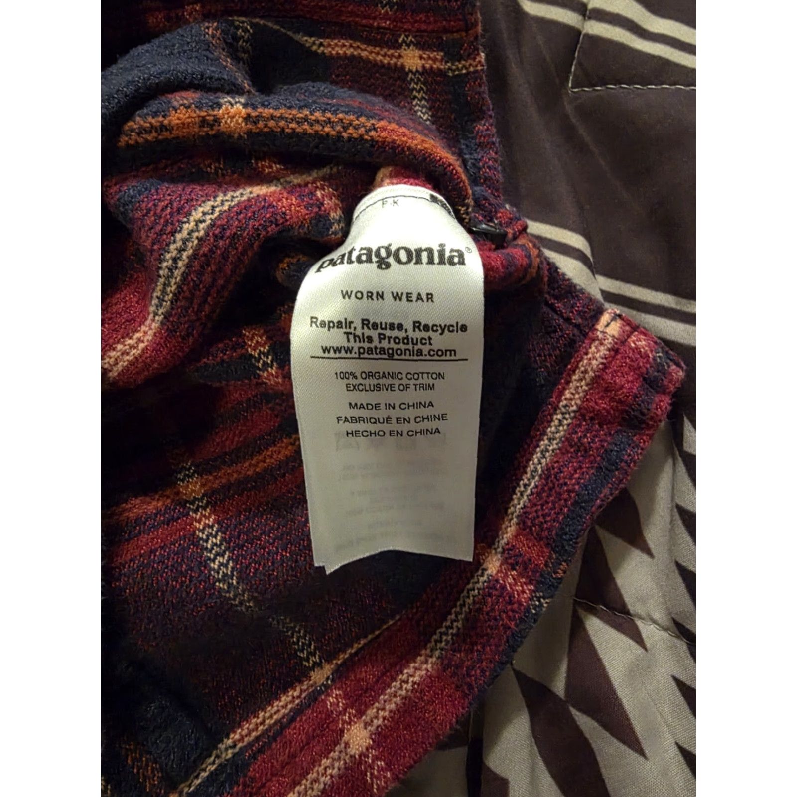 Patagonia Patagonia Women's Long Sleeve Flannel Button Up Shirt Plaid Red Size 4 Small Size S / US 4 / IT 40 - 4 Thumbnail